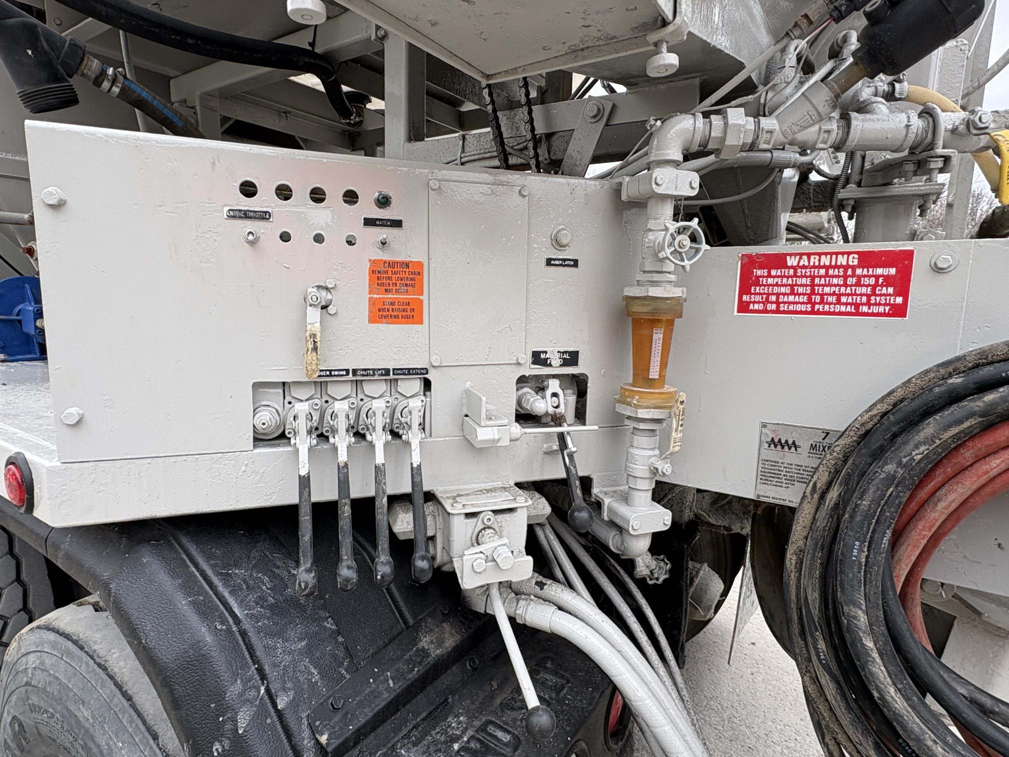 2004 INTERNATIONAL 7400 - view 20 of 26