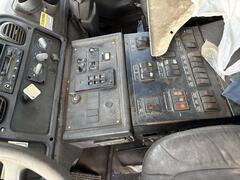 2007 ELGIN Broom Bear Series H - Image 6