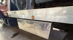 2000 GMC C6 - Image 10