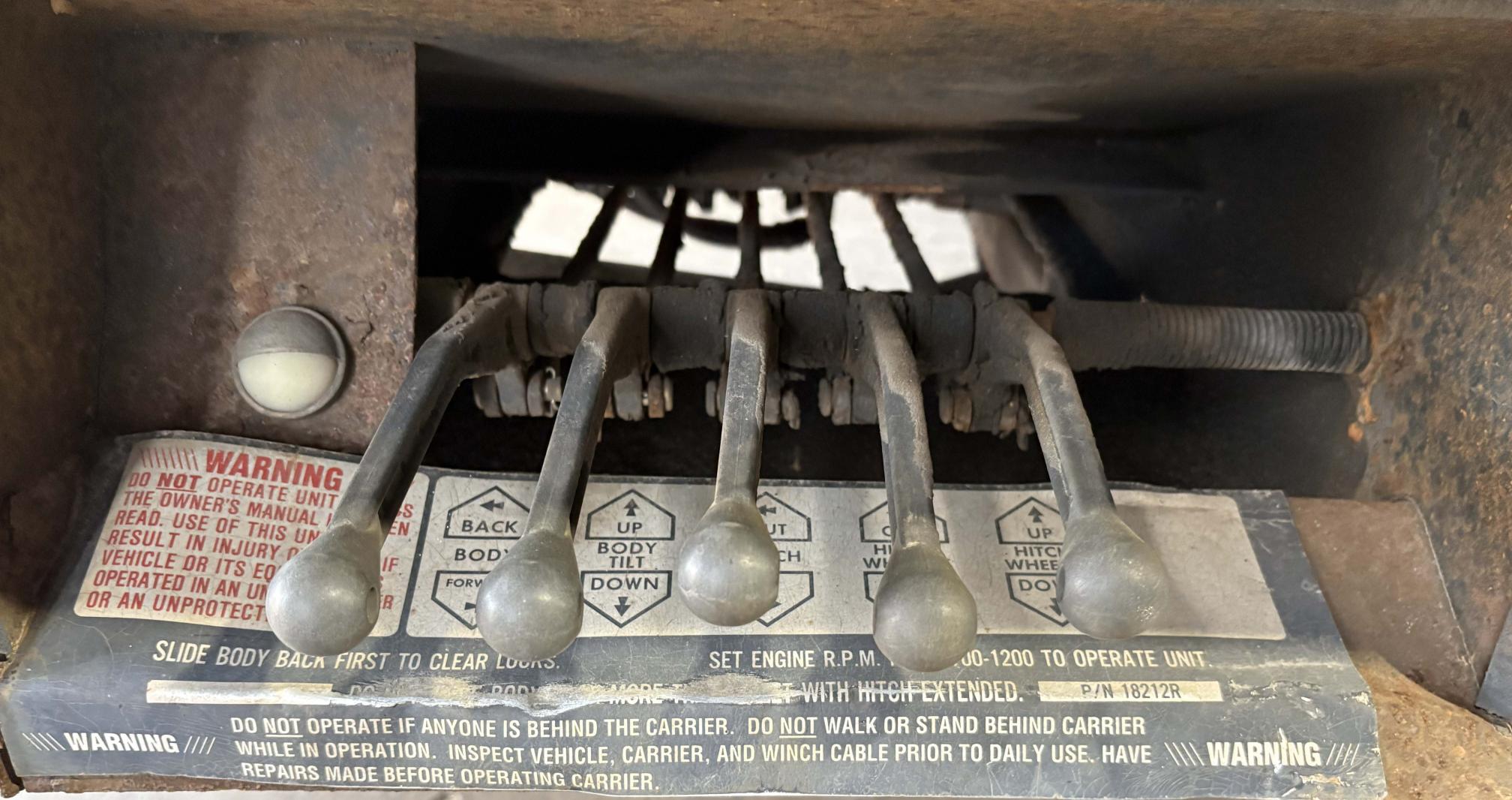 2000 GMC C6 - view 13 of 14