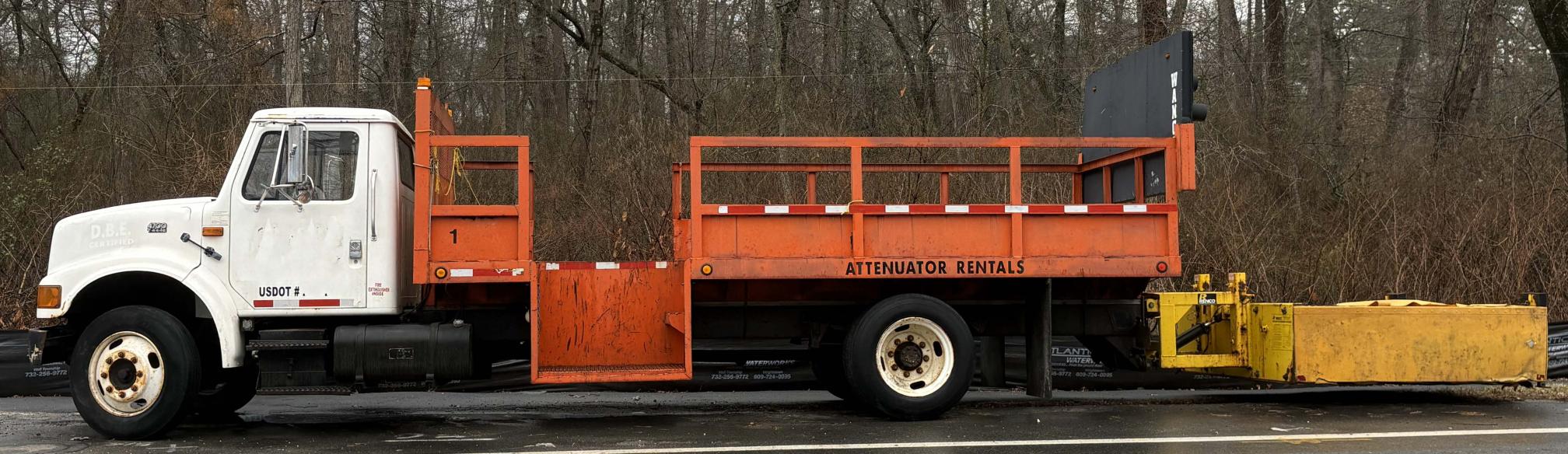 1998 INTERNATIONAL 4700 - Image 2