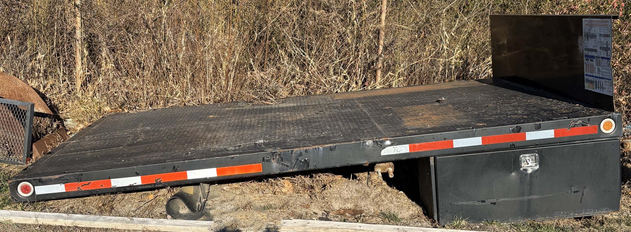 2012 UNKNOWN Flatbed - view 2 of 6