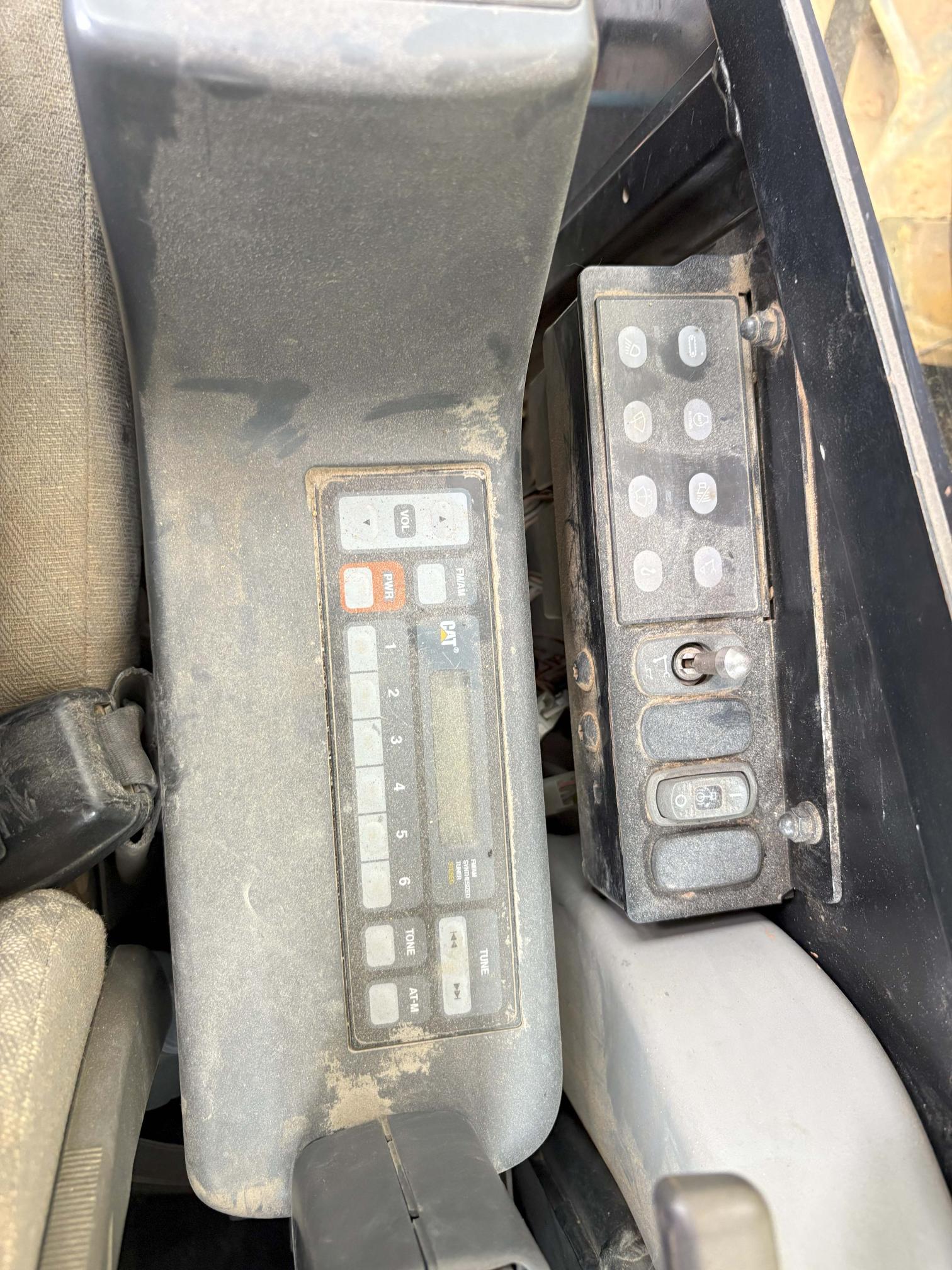 2013 CATERPILLAR 321D LCR - Image 23