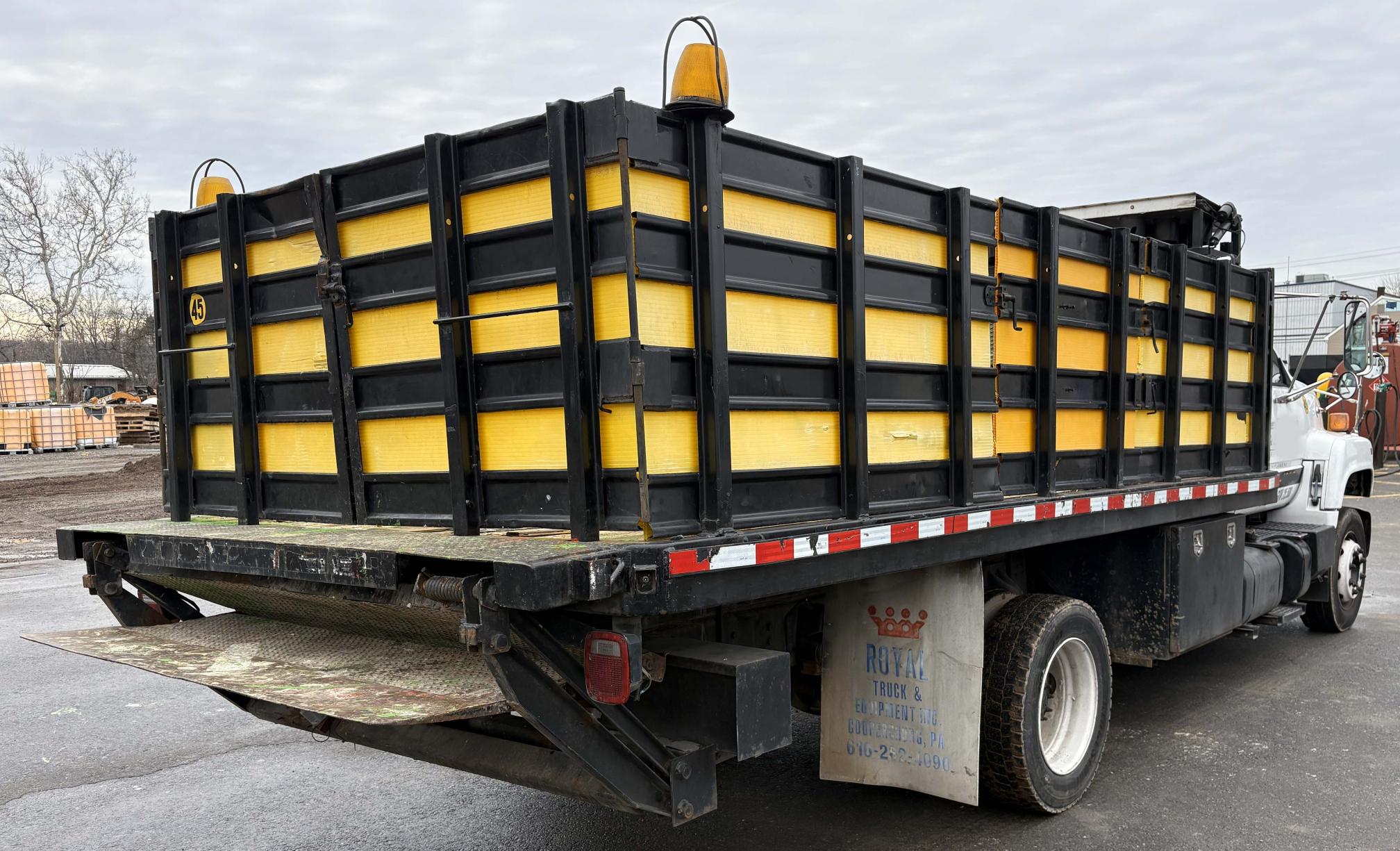 1995 GMC C6000 - Image 5