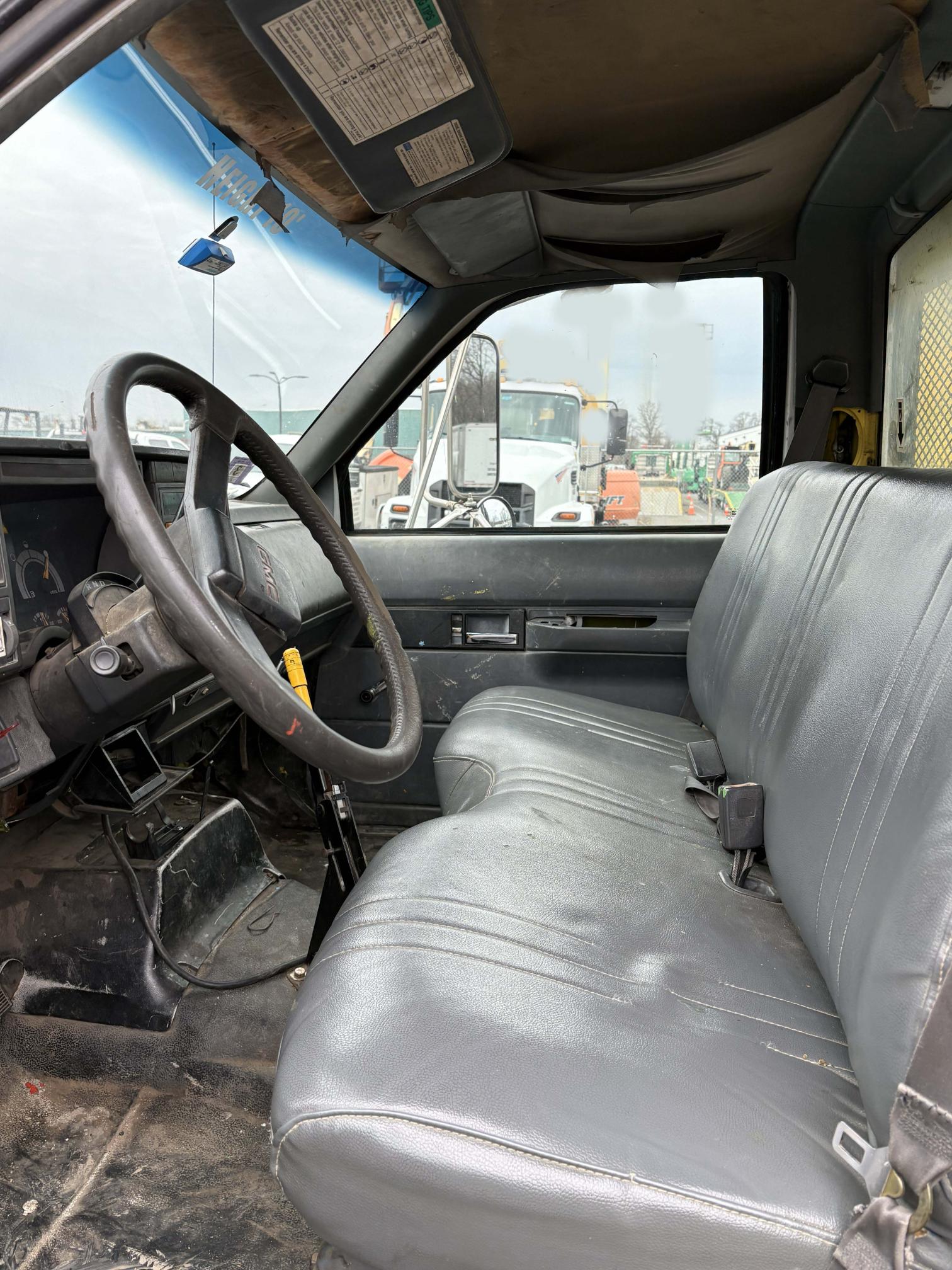 1995 GMC C6000 - view 10 of 21