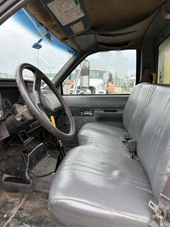 1995 GMC C6000 - Image 10
