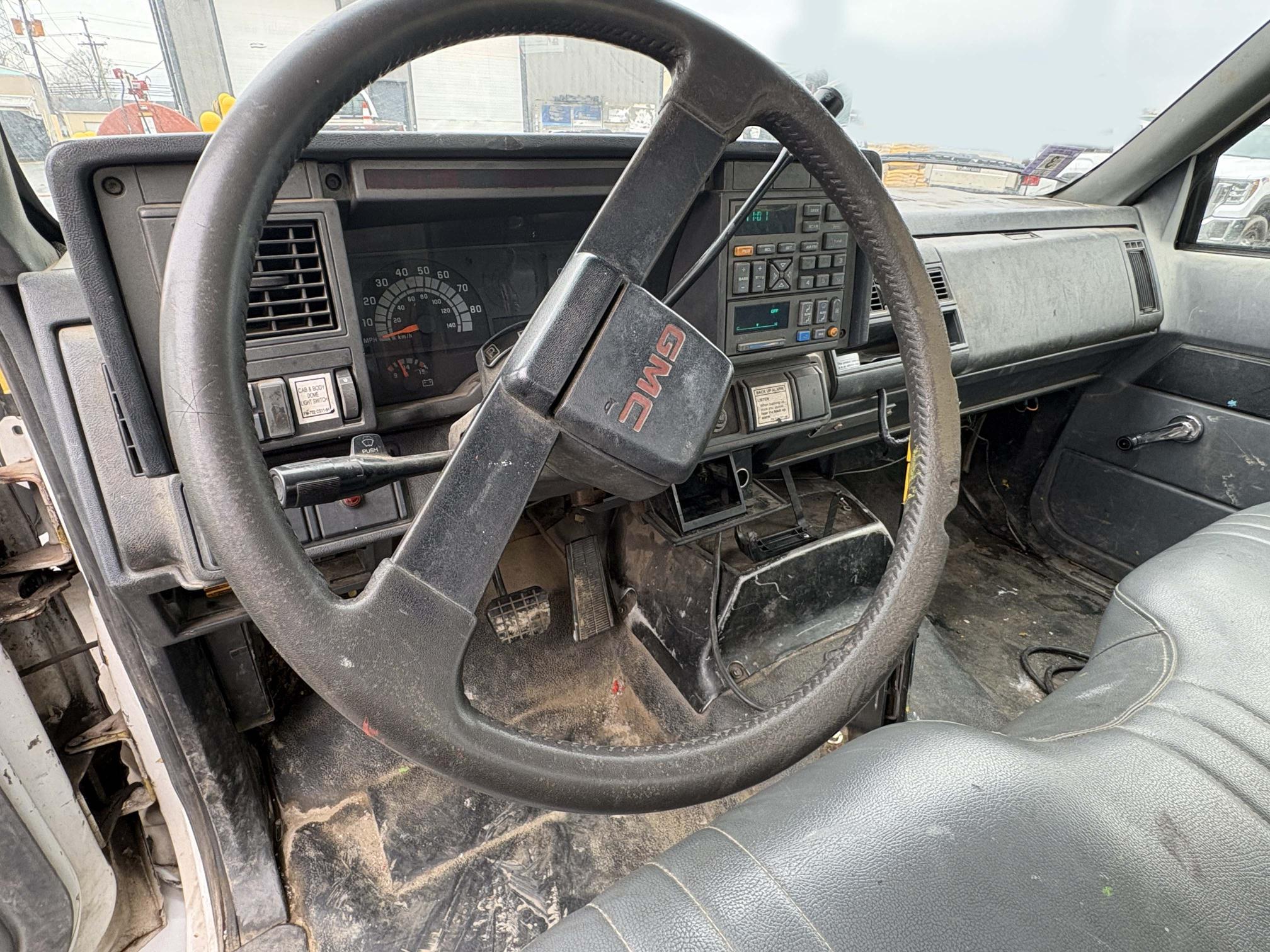 1995 GMC C6000 - view 11 of 21