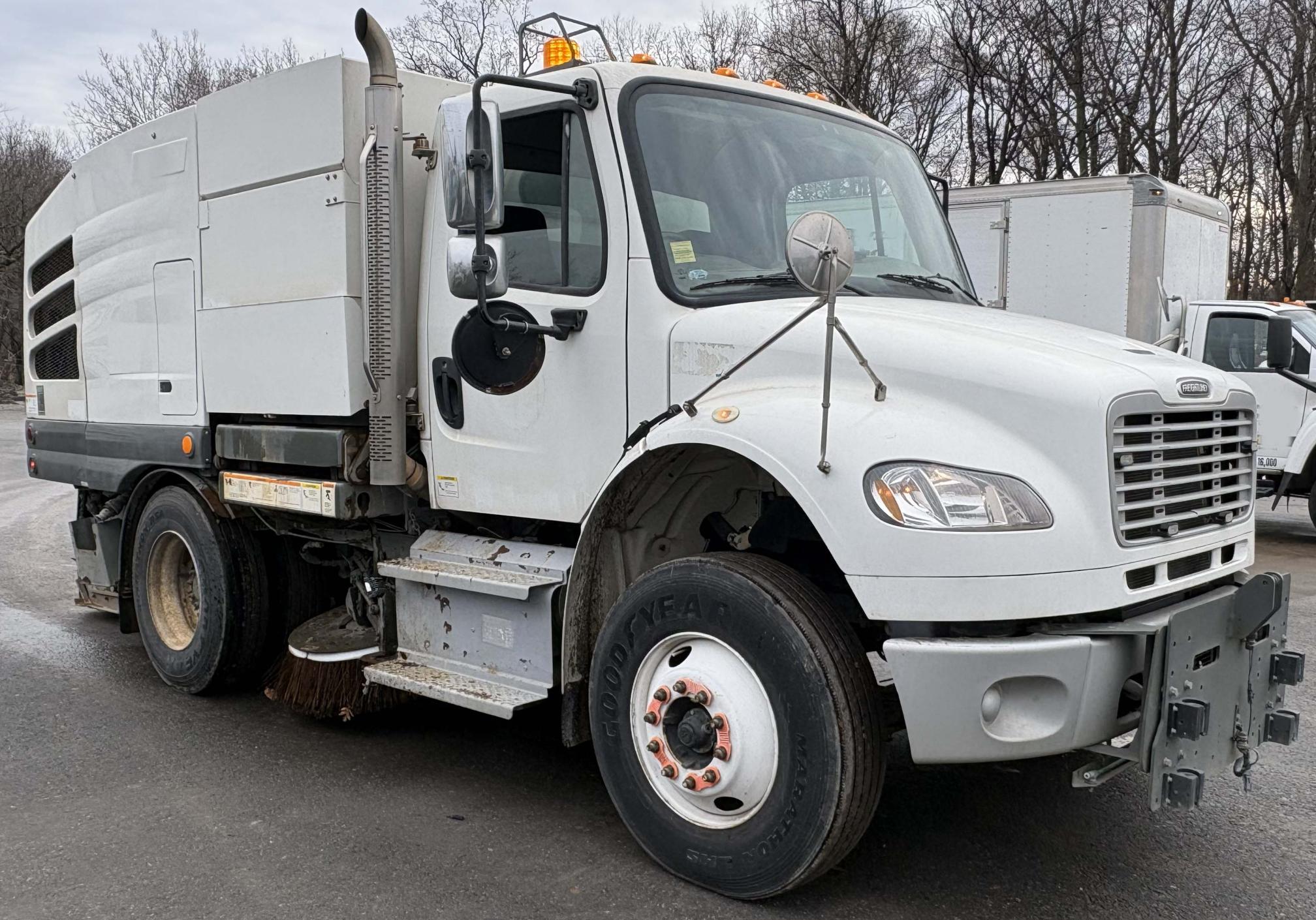 2015 ELGIN Broom Bear Series H - Image 8