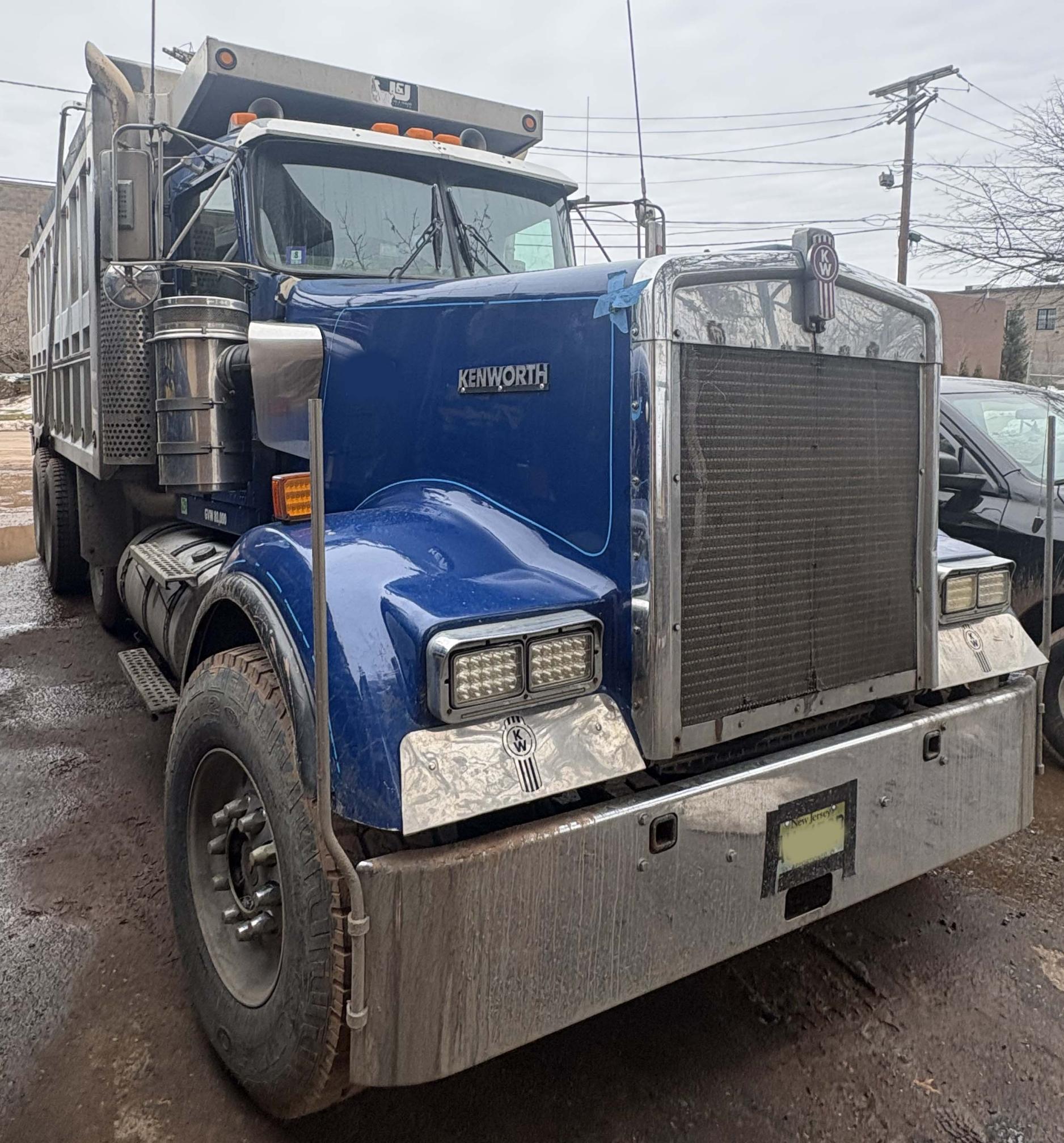 2003 KENWORTH W900 - Image 2