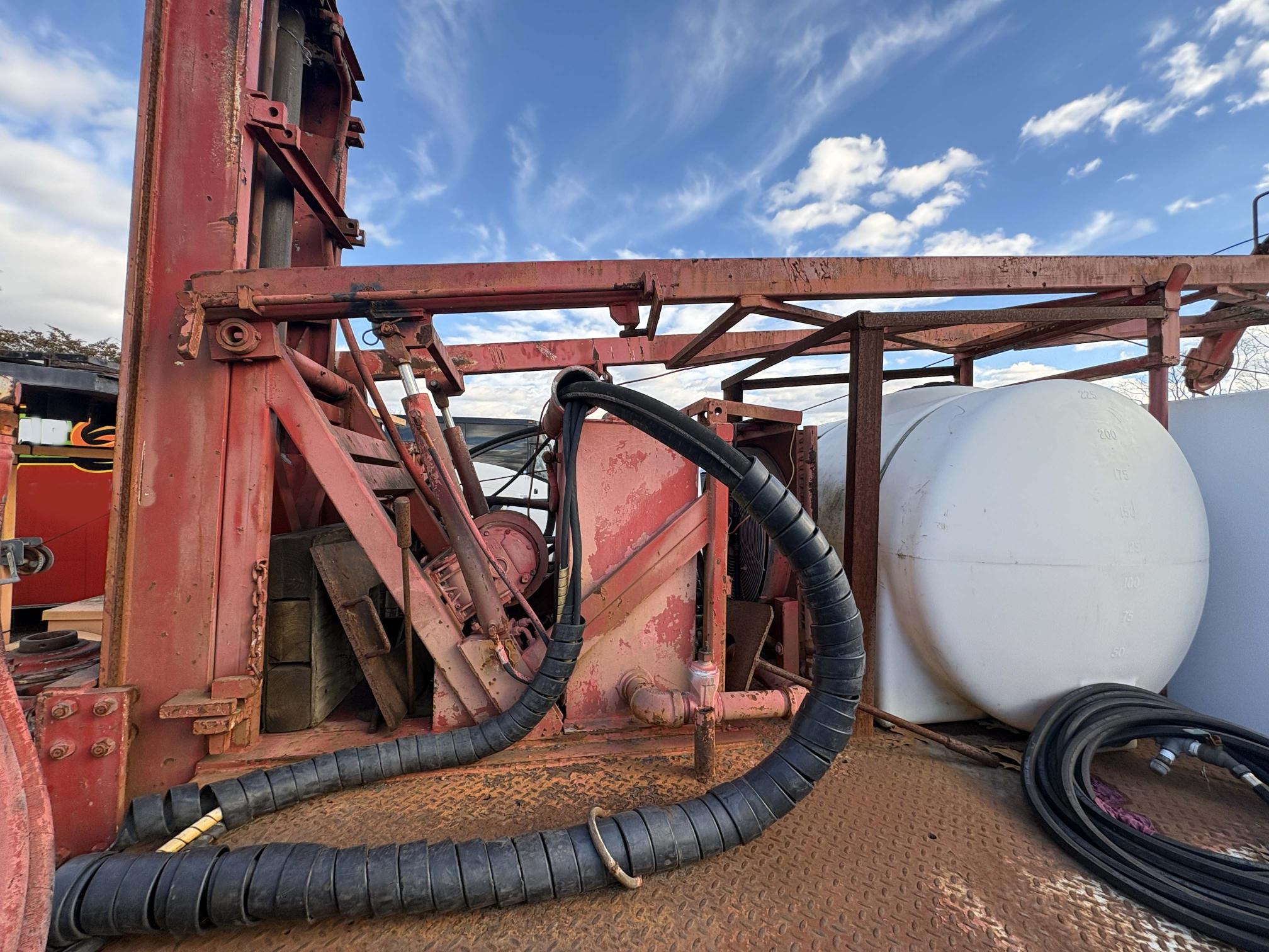 2008 FORD F-550 - view 19 of 21