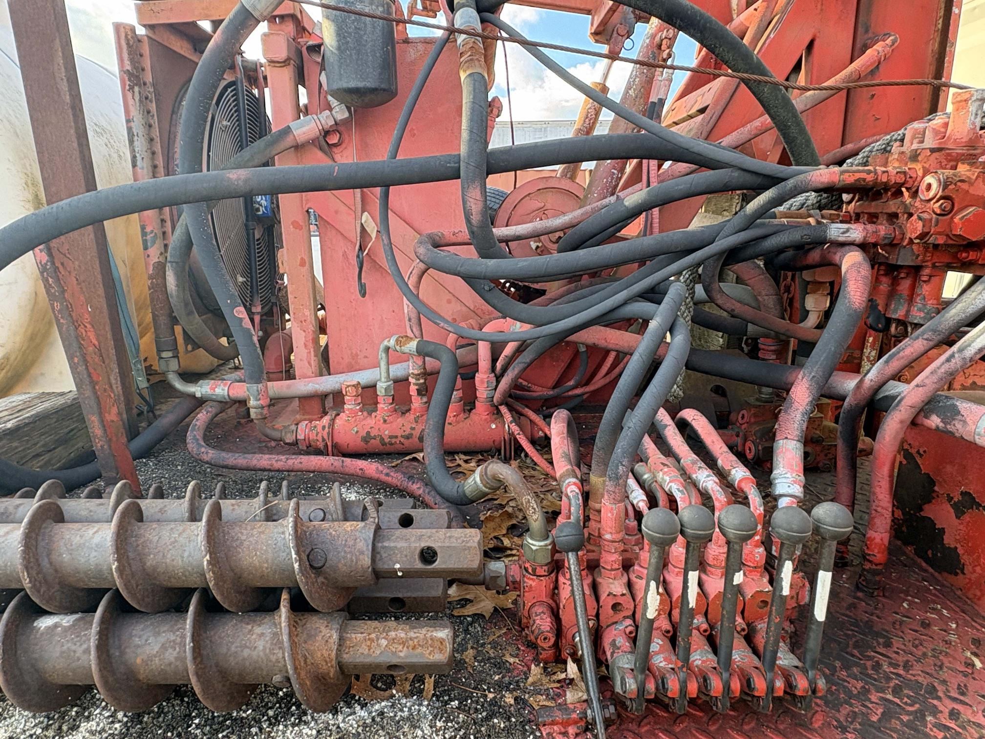 2008 FORD F-550 - view 15 of 21