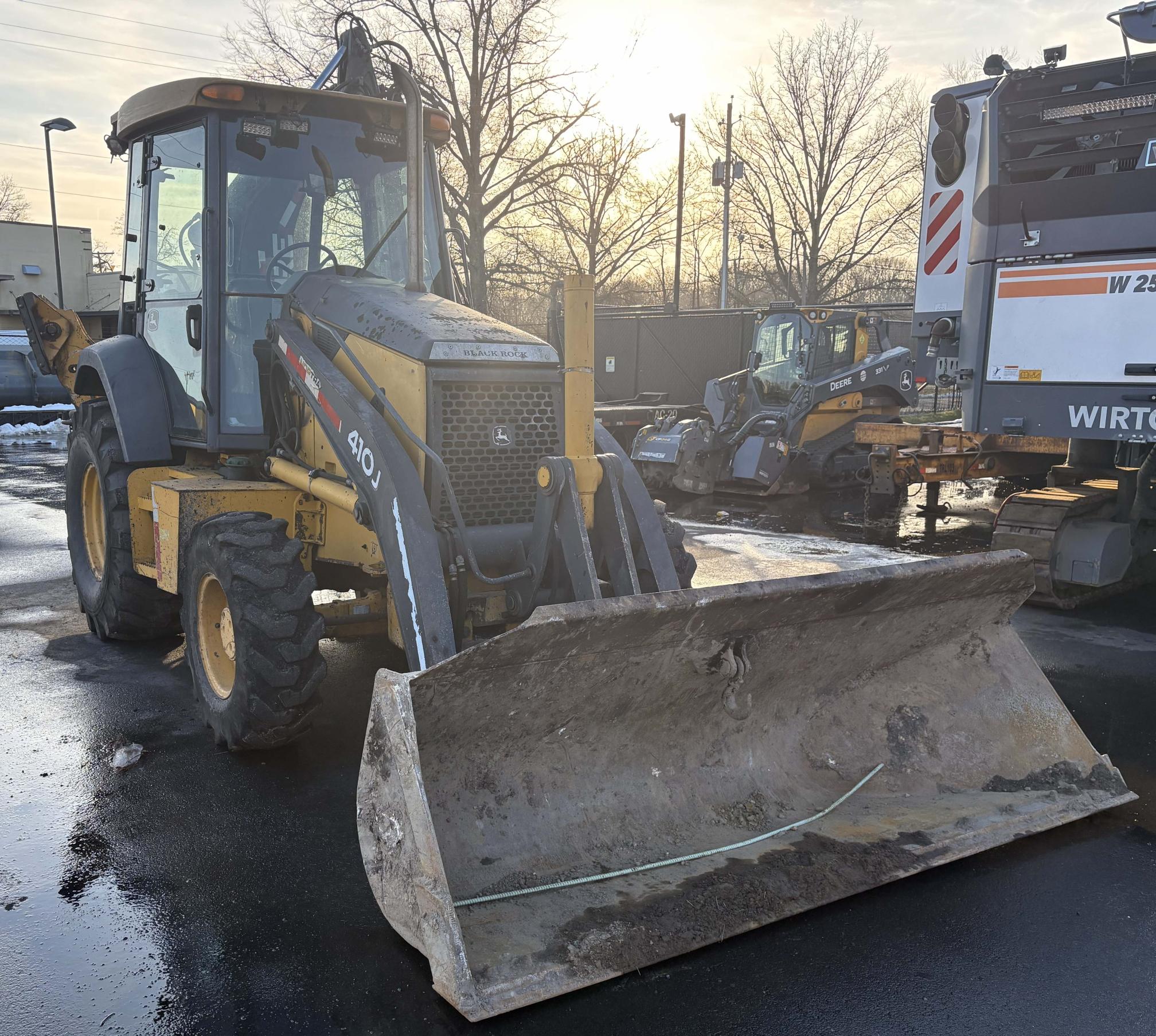 2007 DEERE 410J - Image 5