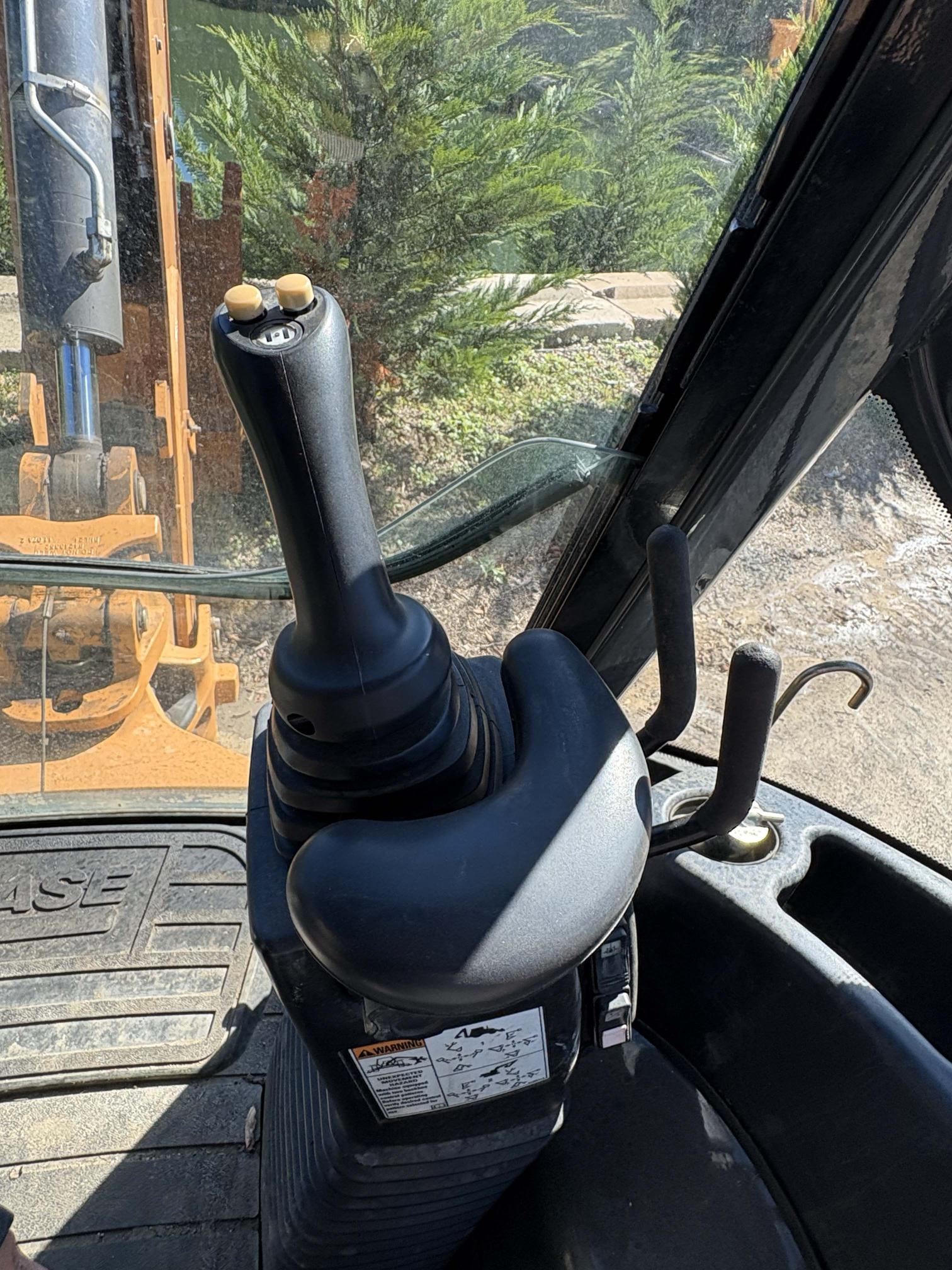 2014 CASE 580 Super N - Image 18