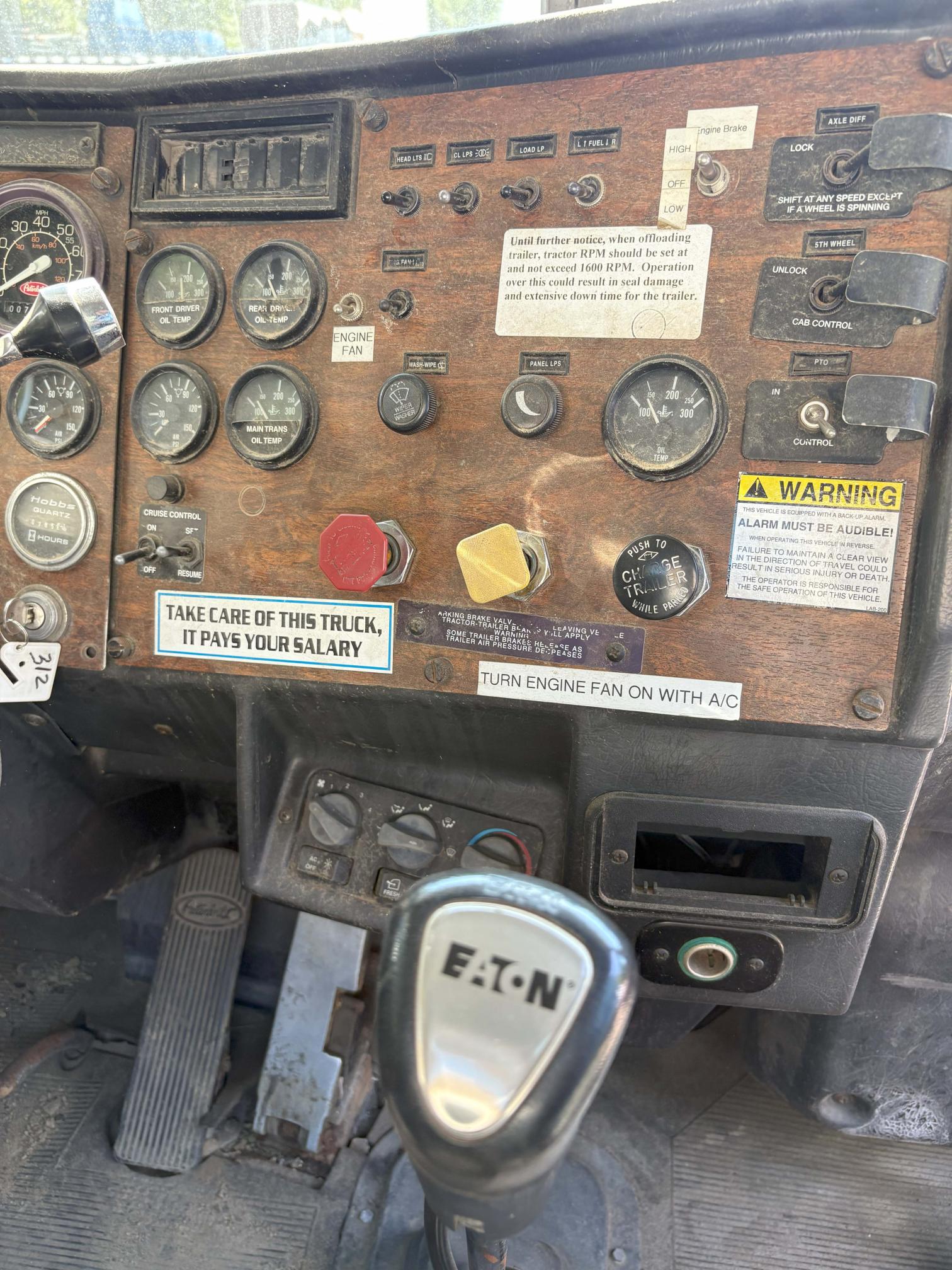 1999 PETERBILT 378 - Image 14