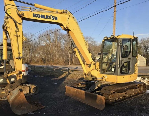 2014 KOMATSU PC88MR-10