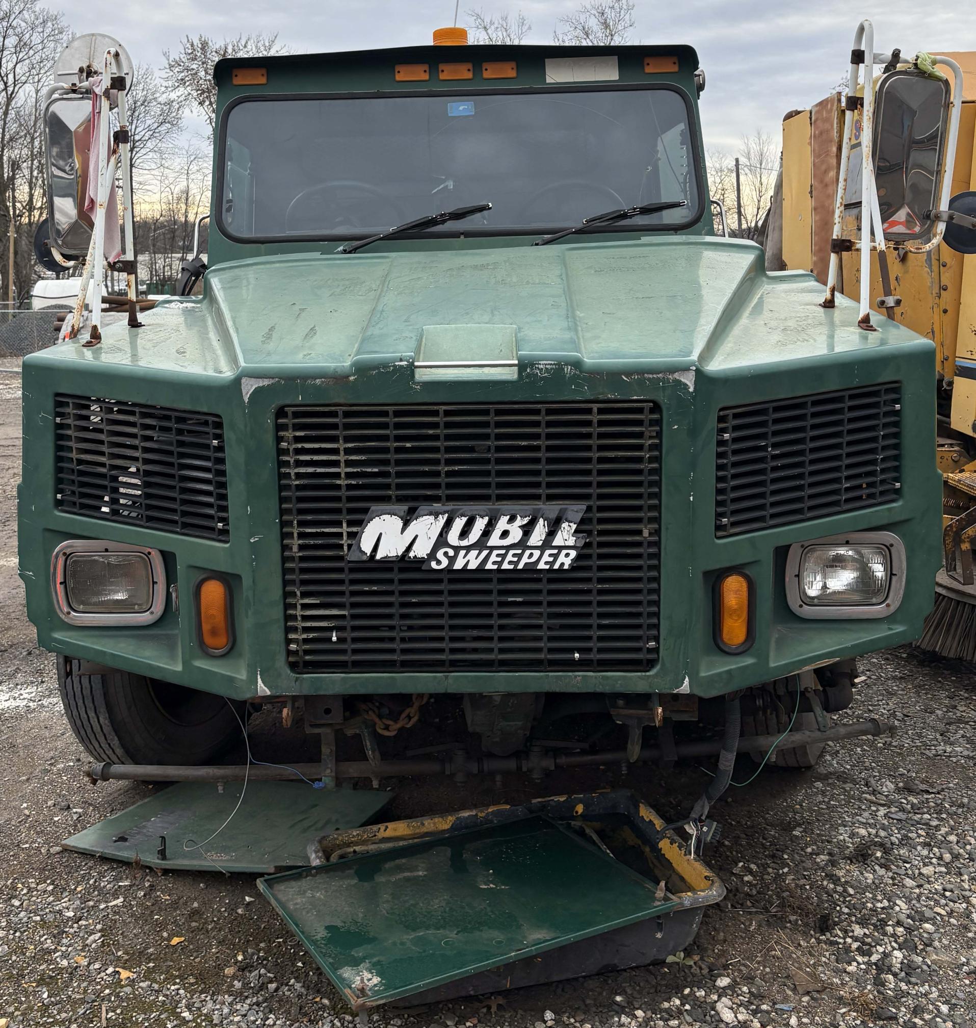 1999 ATHEY MOBIL M-9B Topgun - Image 6