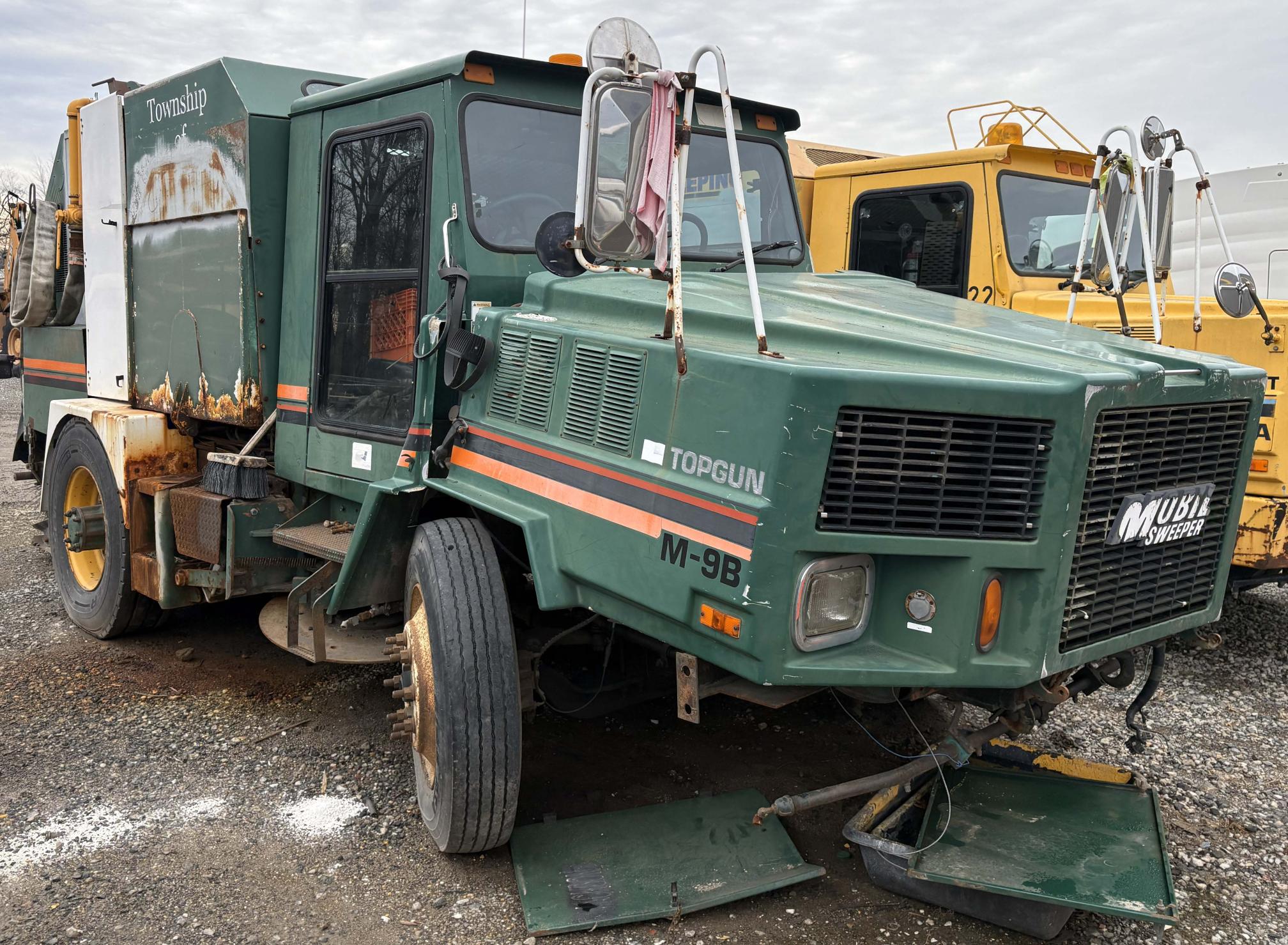 1999 ATHEY MOBIL M-9B Topgun