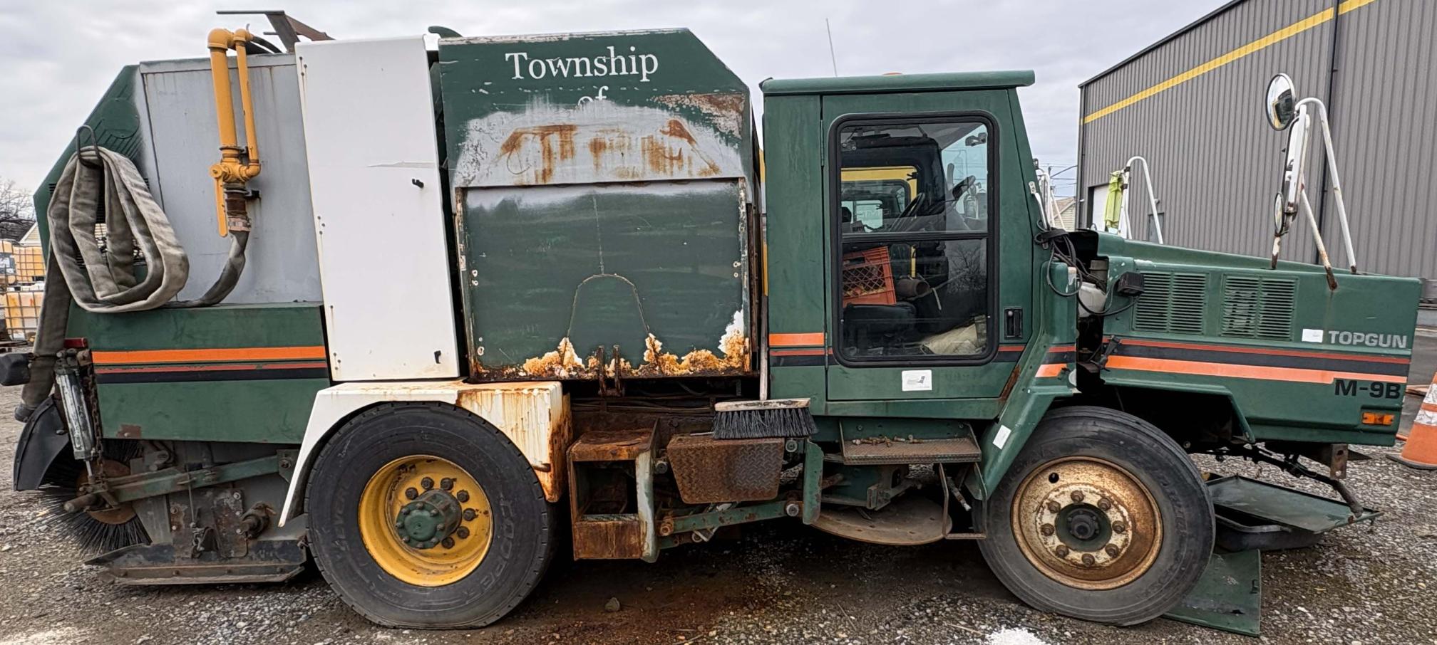 1999 ATHEY MOBIL M-9B Topgun - view 2 of 11