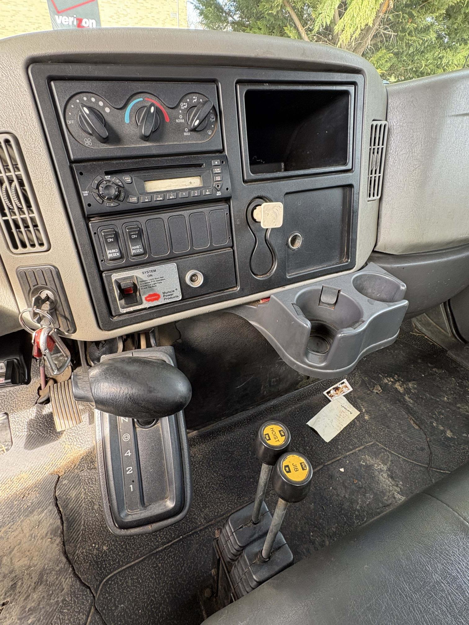 2012 INTERNATIONAL DuraStar 4300 SBA 4X2 - view 13 of 23