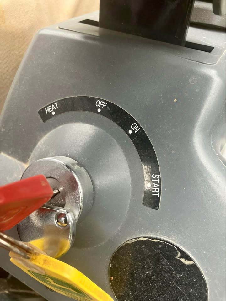 2023 JOHN DEERE 26 P-Tier - view 7 of 9