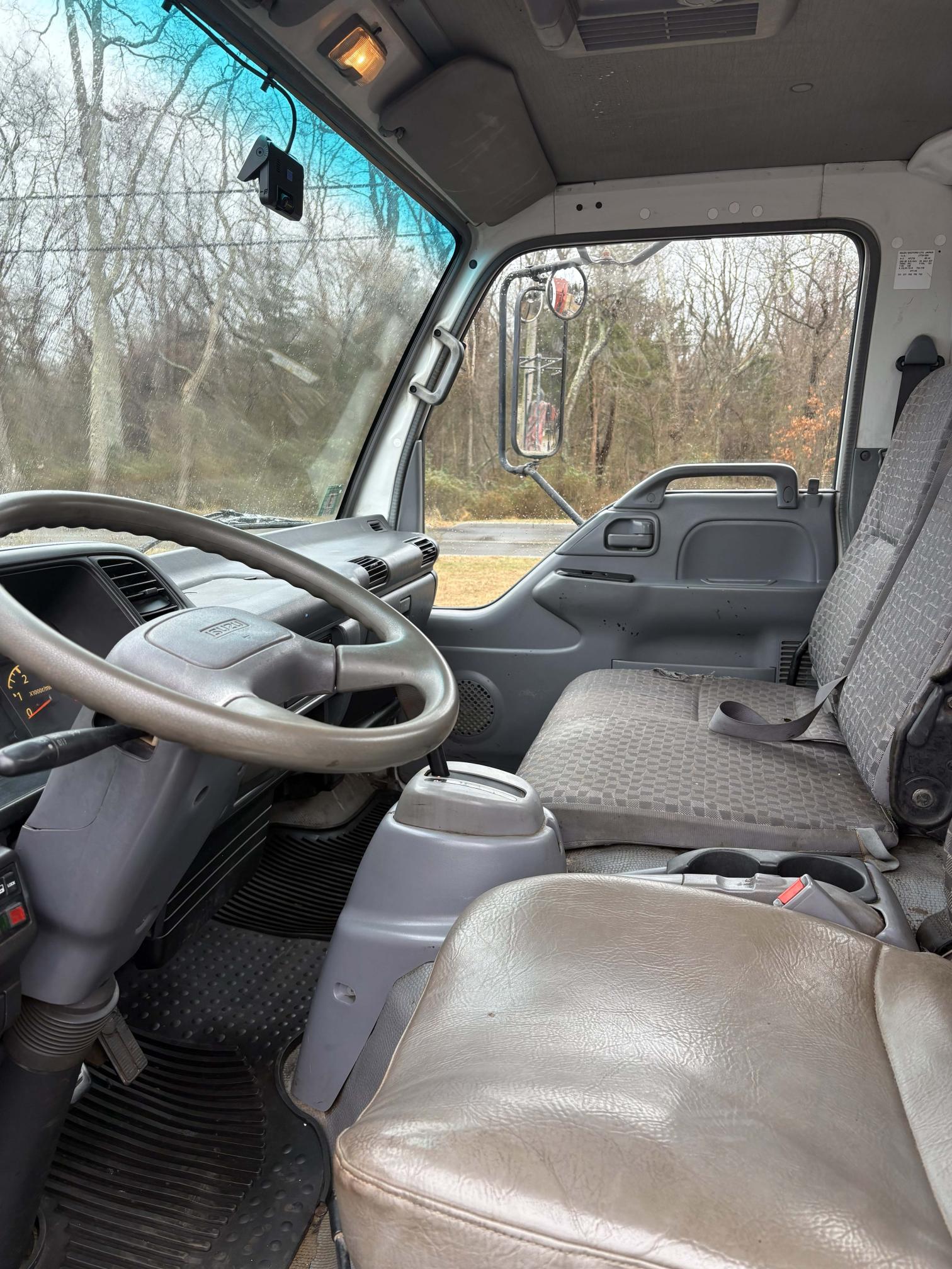 2007 ISUZU NRR - view 15 of 23