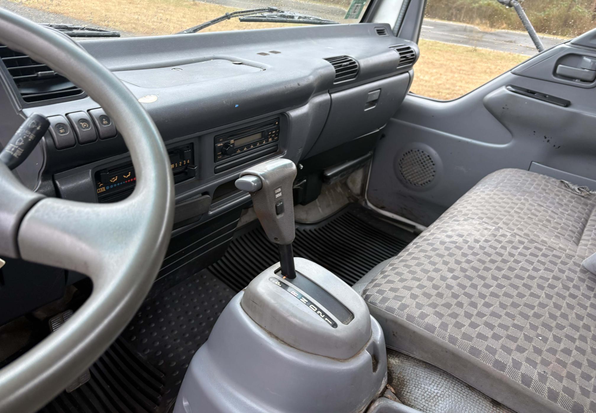 2007 ISUZU NRR - view 17 of 23