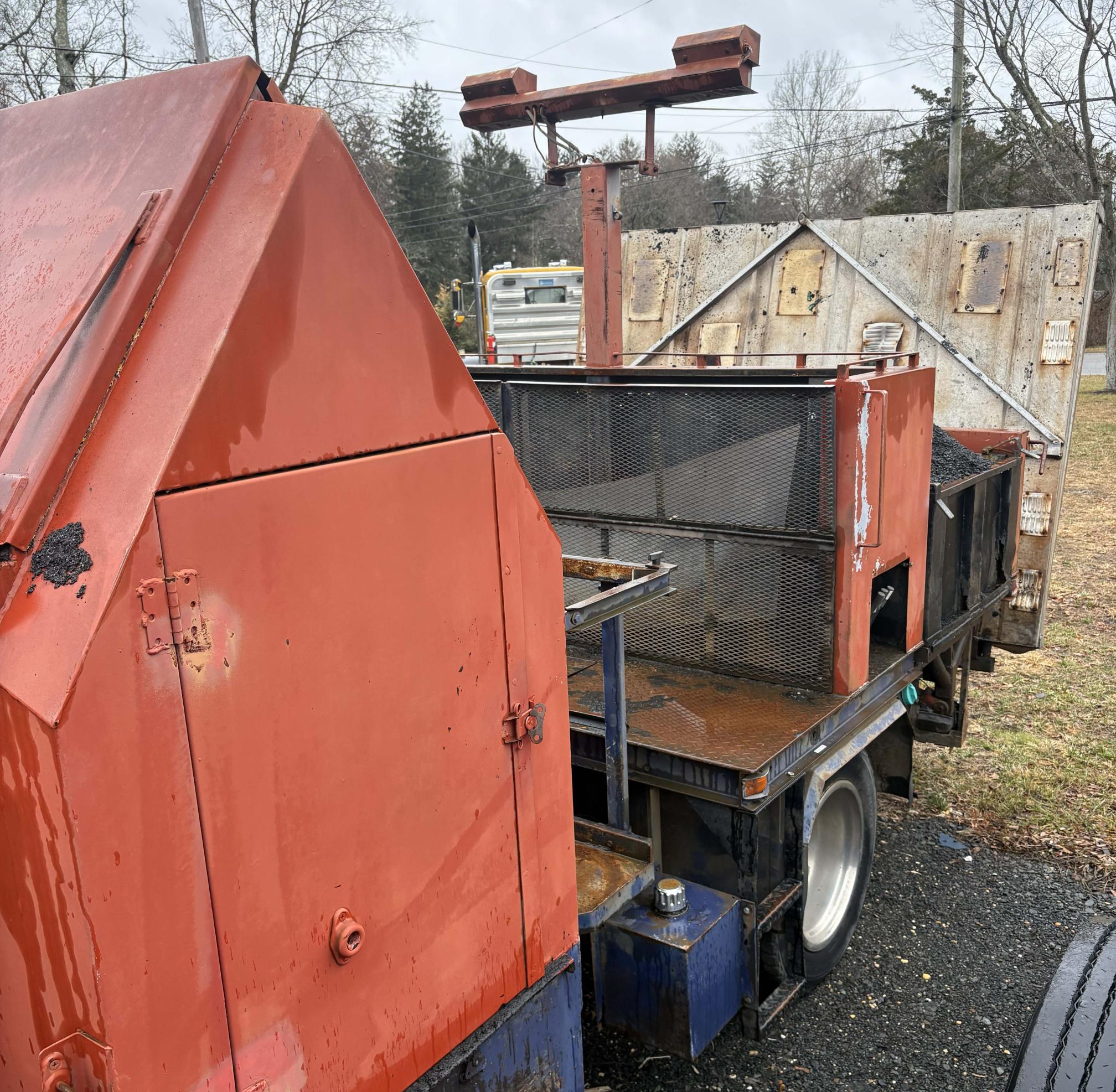 2007 ISUZU NRR - view 8 of 23