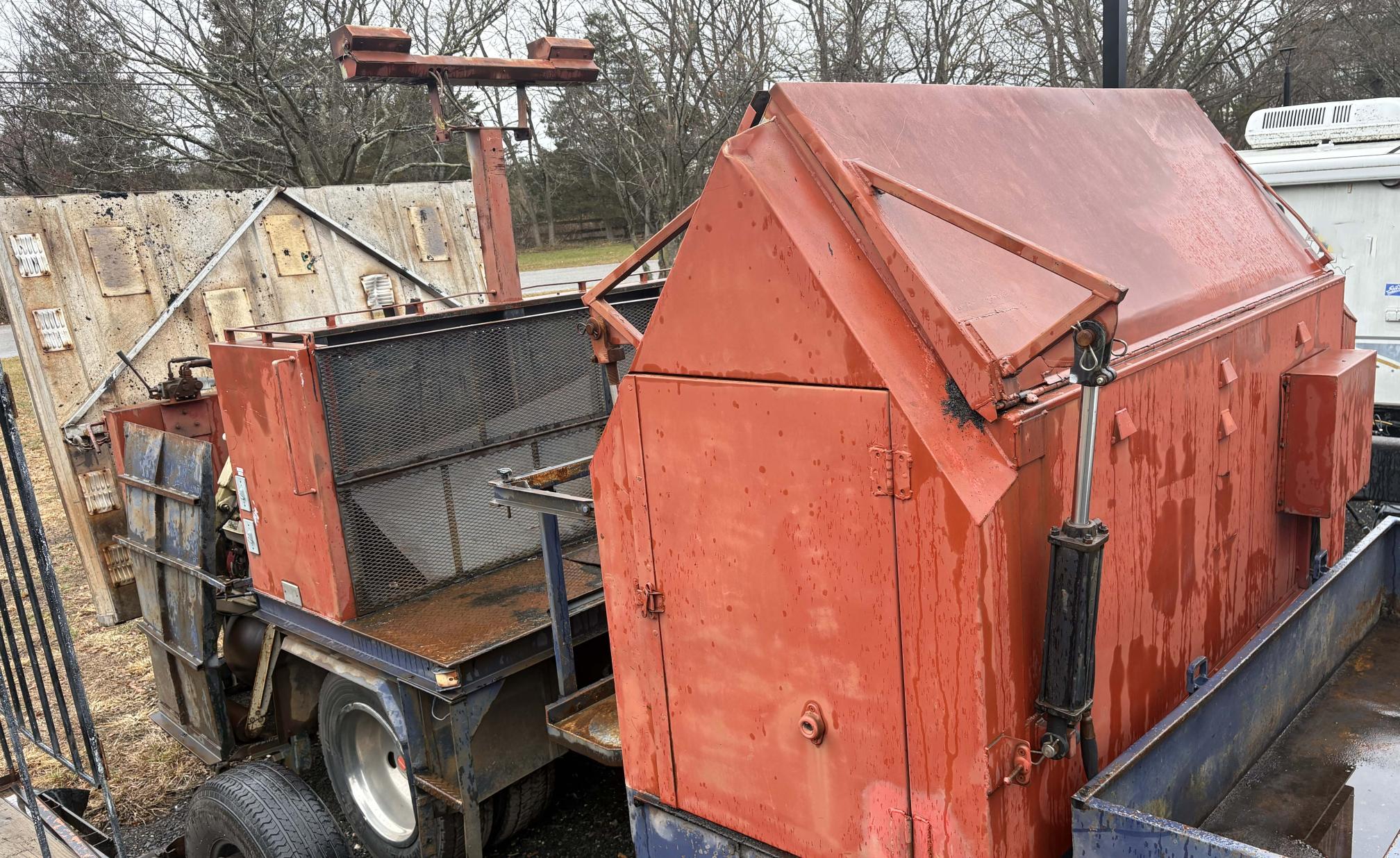 2007 ISUZU NRR - view 11 of 23