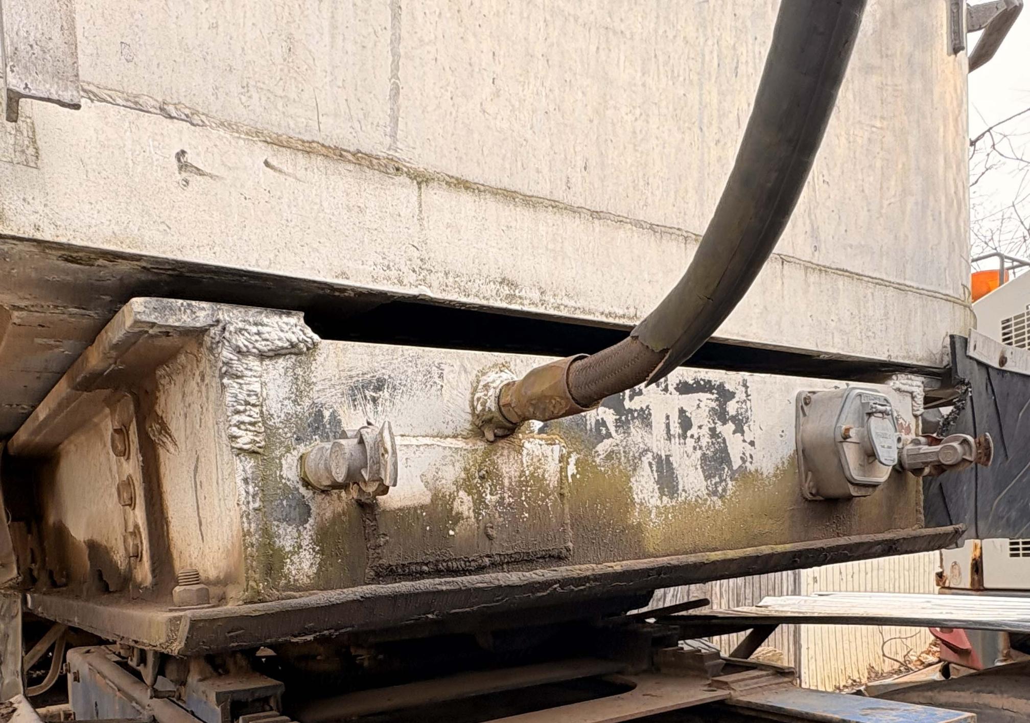 1983 RAVEN 34' X 96" - view 16 of 18