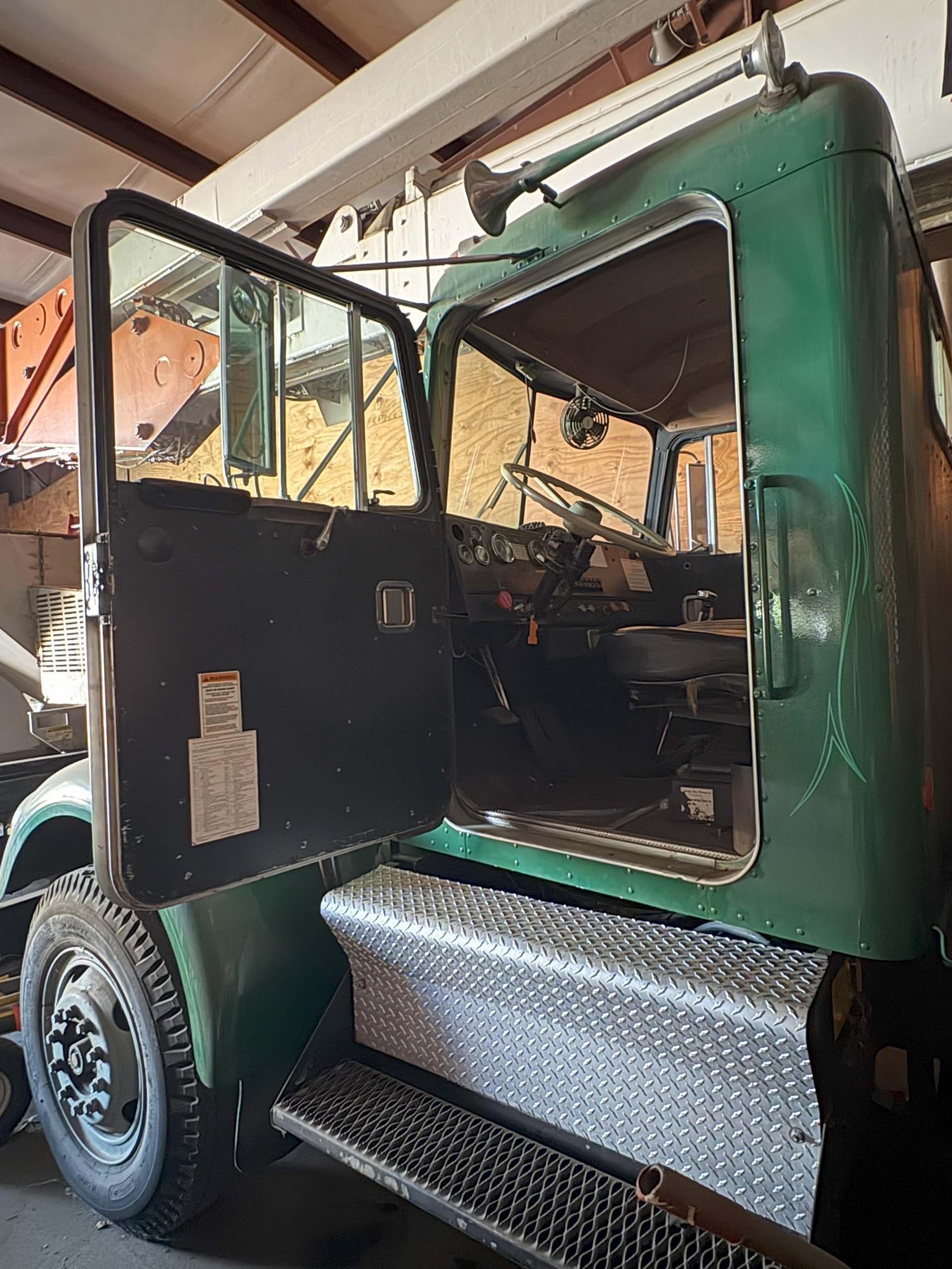 1970 KENWORTH W900 - view 9 of 22