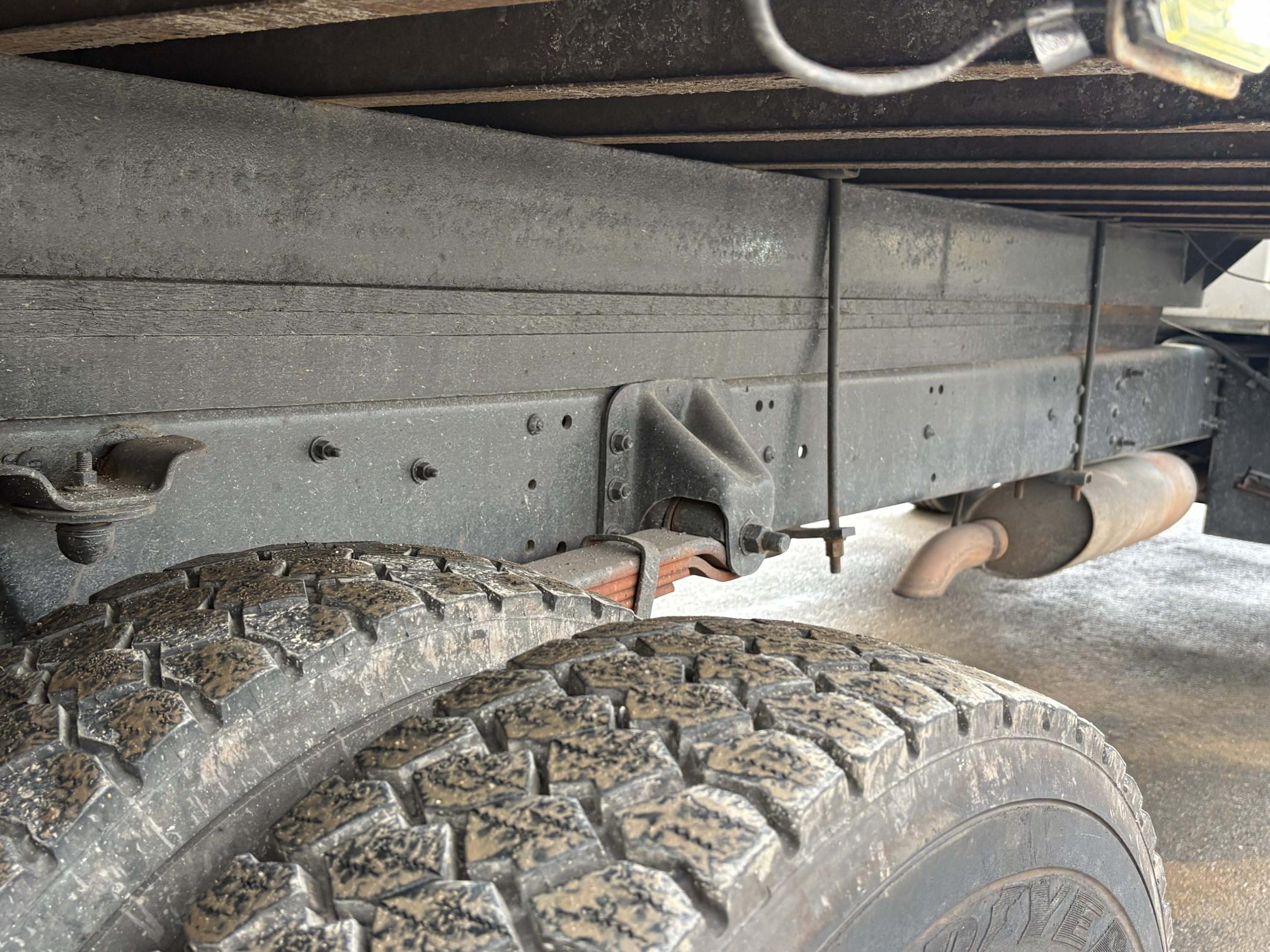 2003 GMC C4500 - Image 12