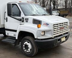 2003 GMC C4500 - Image 6