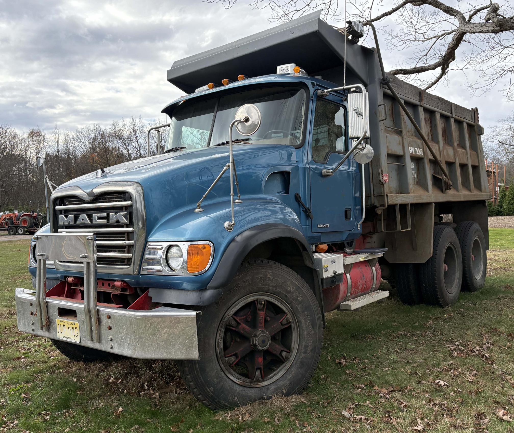 2006 MACK Granite CV713 - Image 2