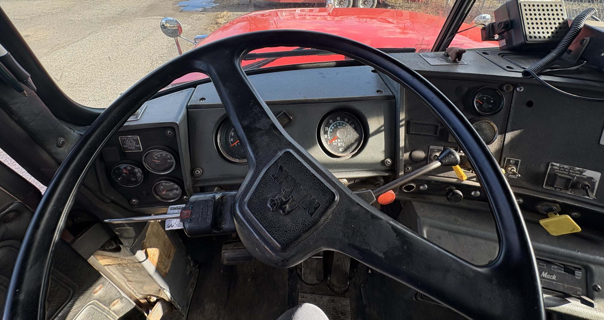 1993 MACK RD6888SX - Image 11