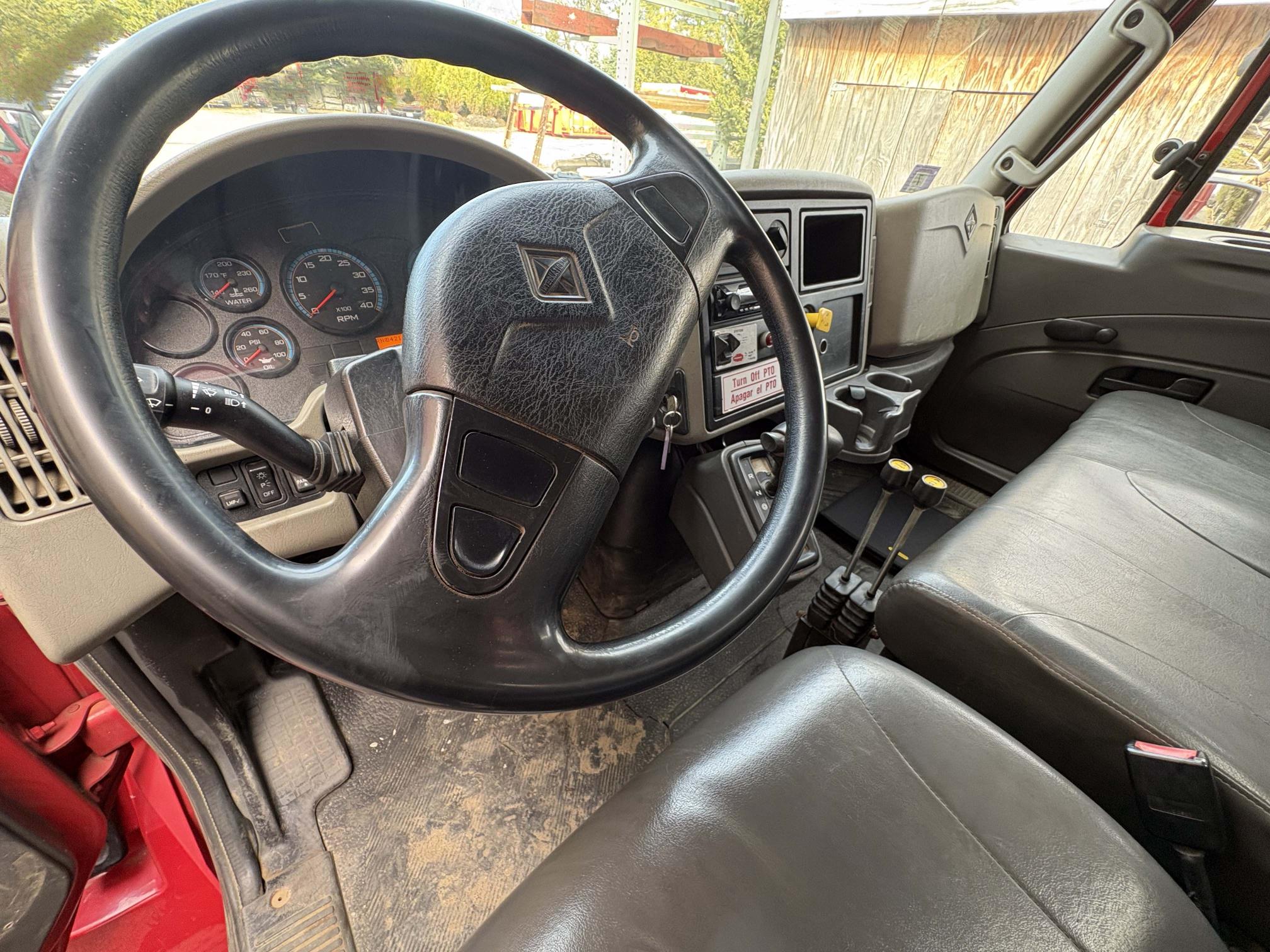 2012 INTERNATIONAL DuraStar 4300 SBA 4X2 - view 17 of 25