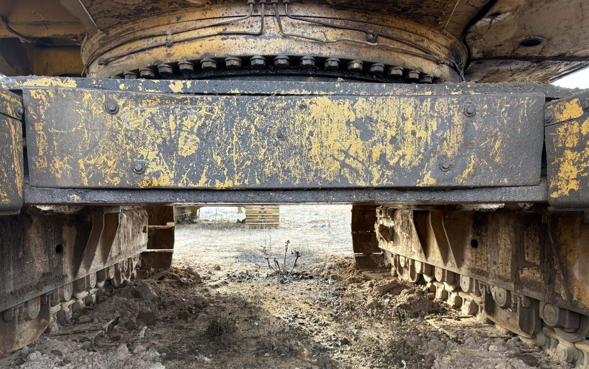 KOMATSU DRESSER PC650LC-5 - Image 12