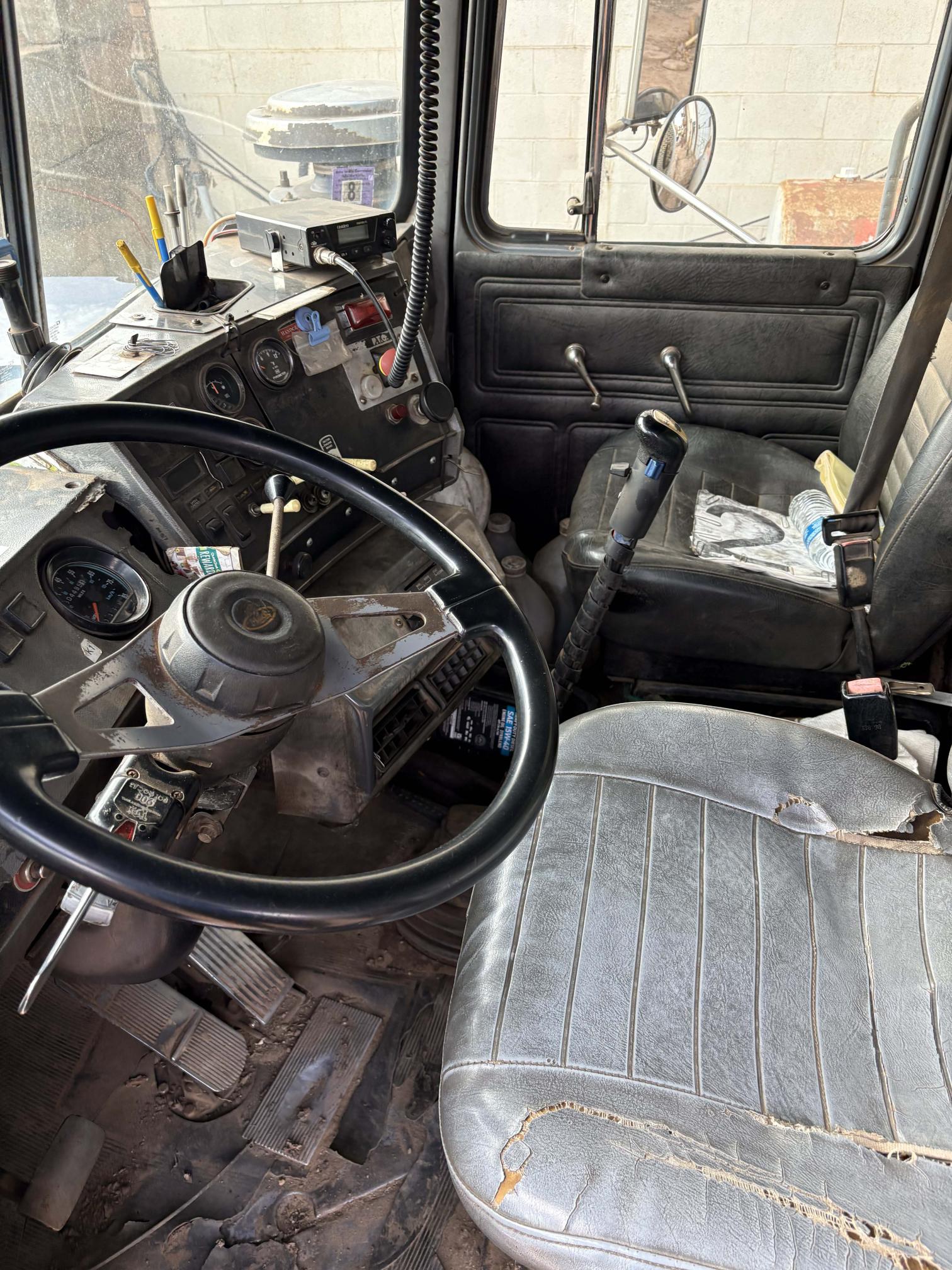 1999 MACK RD688SX - Image 11