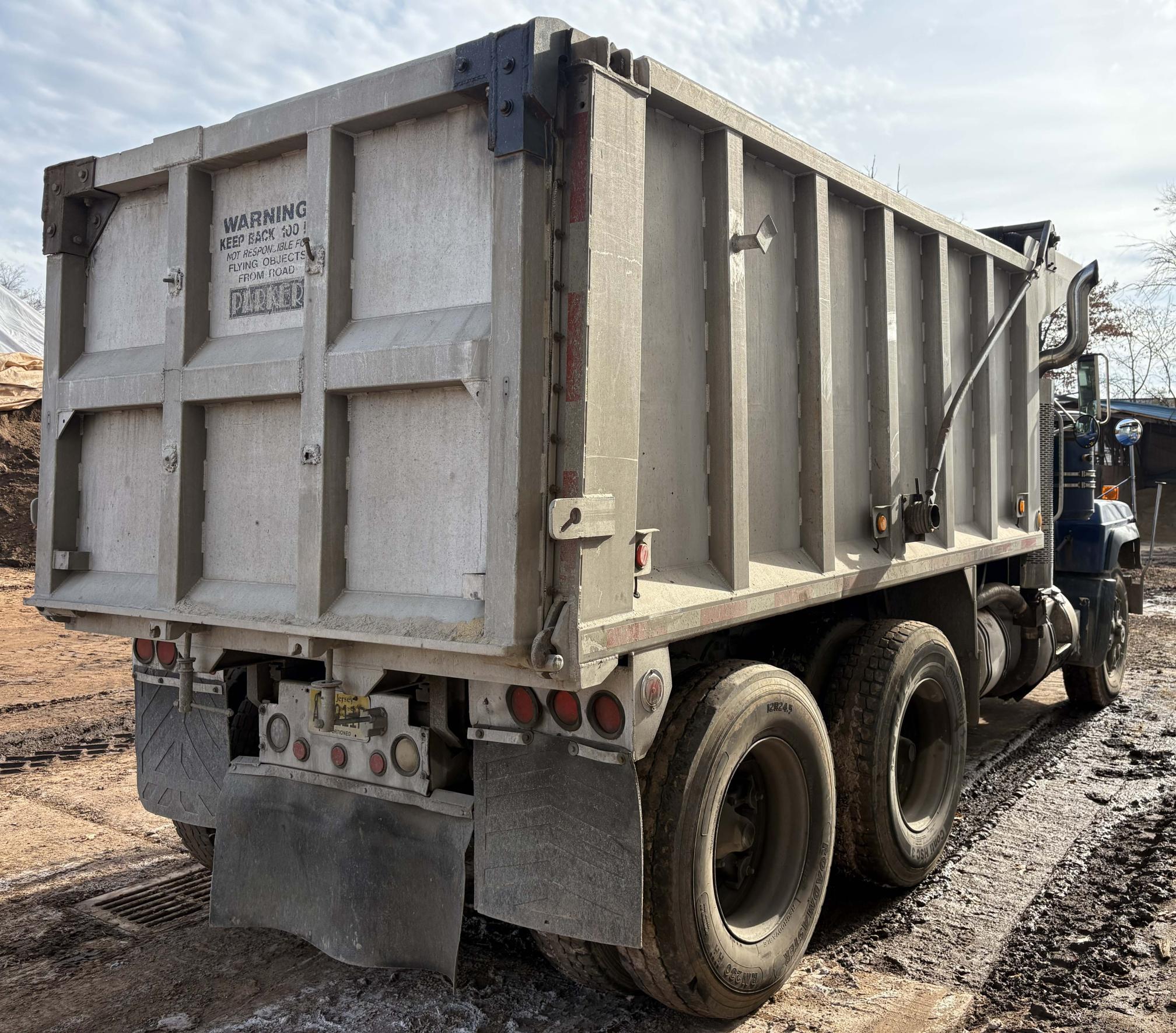 1999 MACK RD688SX - view 5 of 22