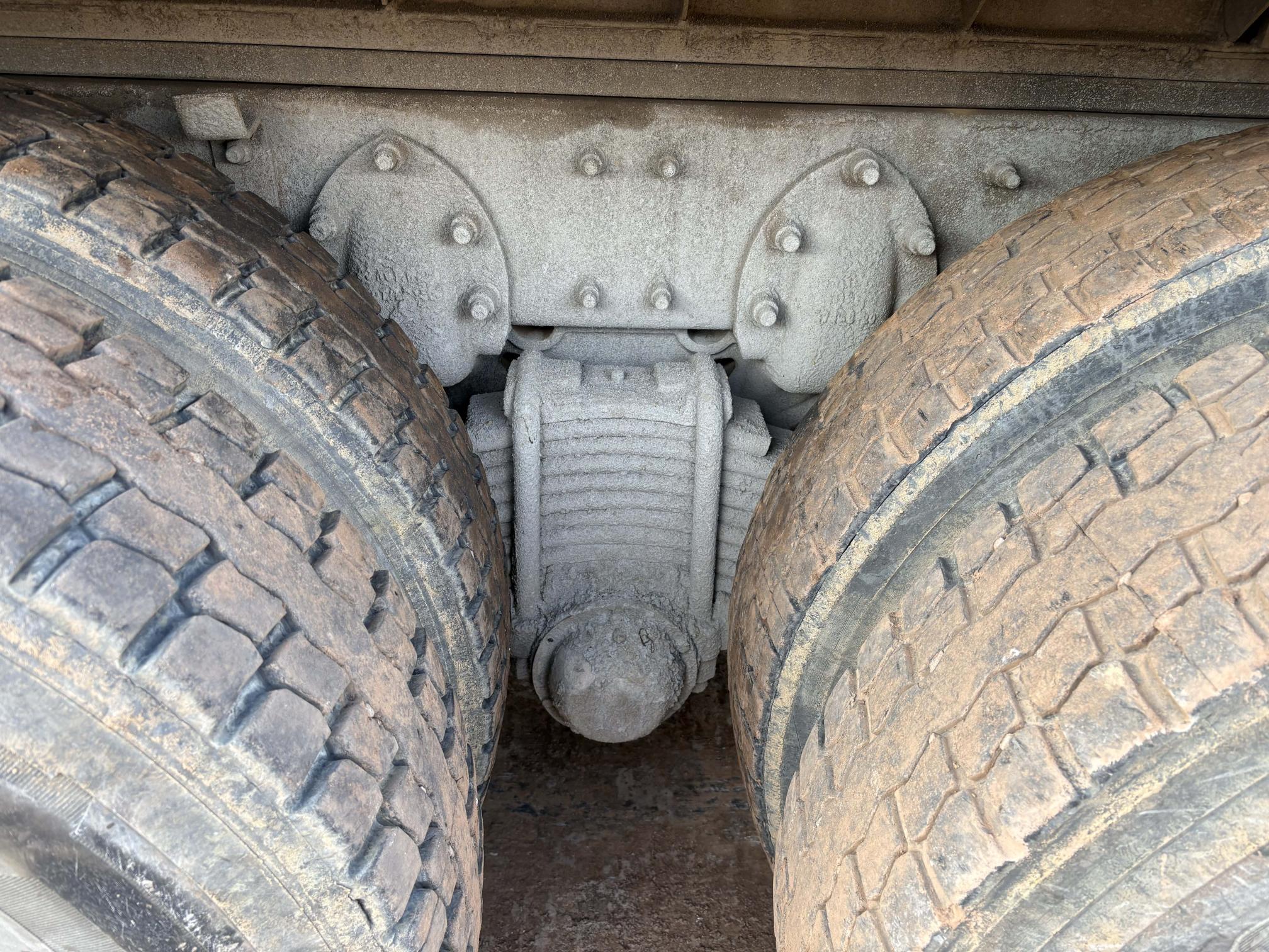 1999 MACK RD688SX - view 15 of 22