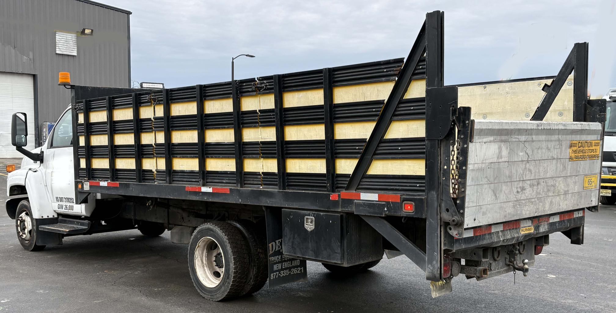 2008 GMC C5500 - view 3 of 21