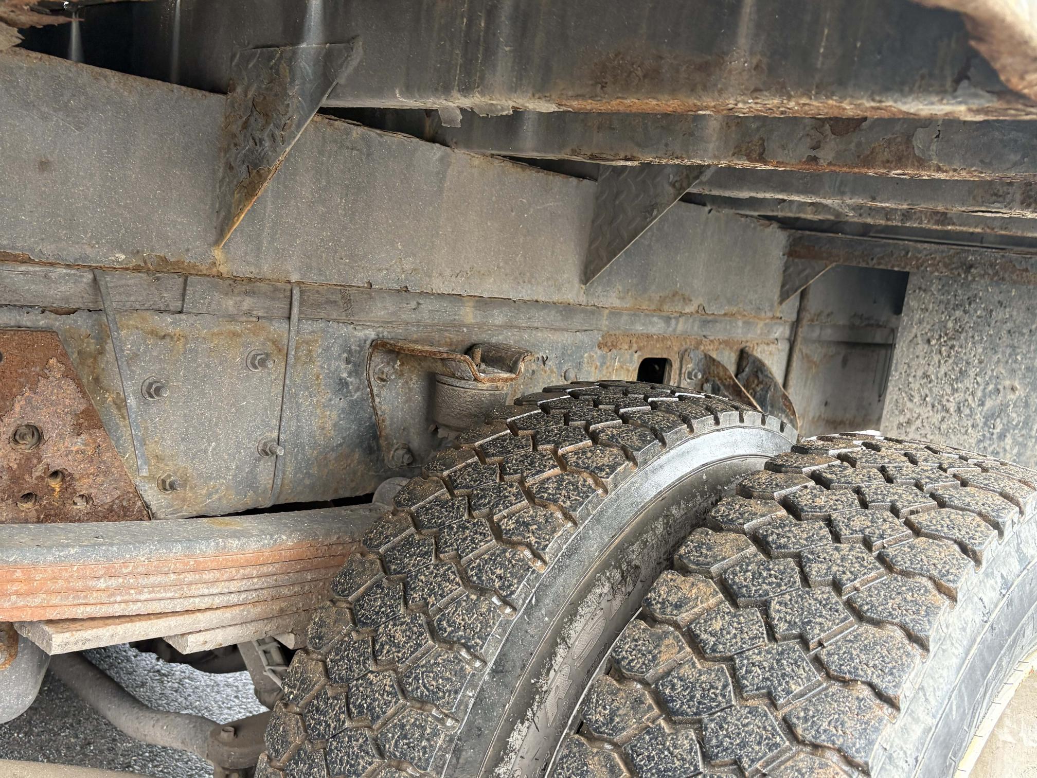 2008 GMC C5500 - view 19 of 21