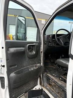 2008 GMC C5500 - Image 9