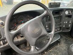 2008 GMC C5500 - Image 11