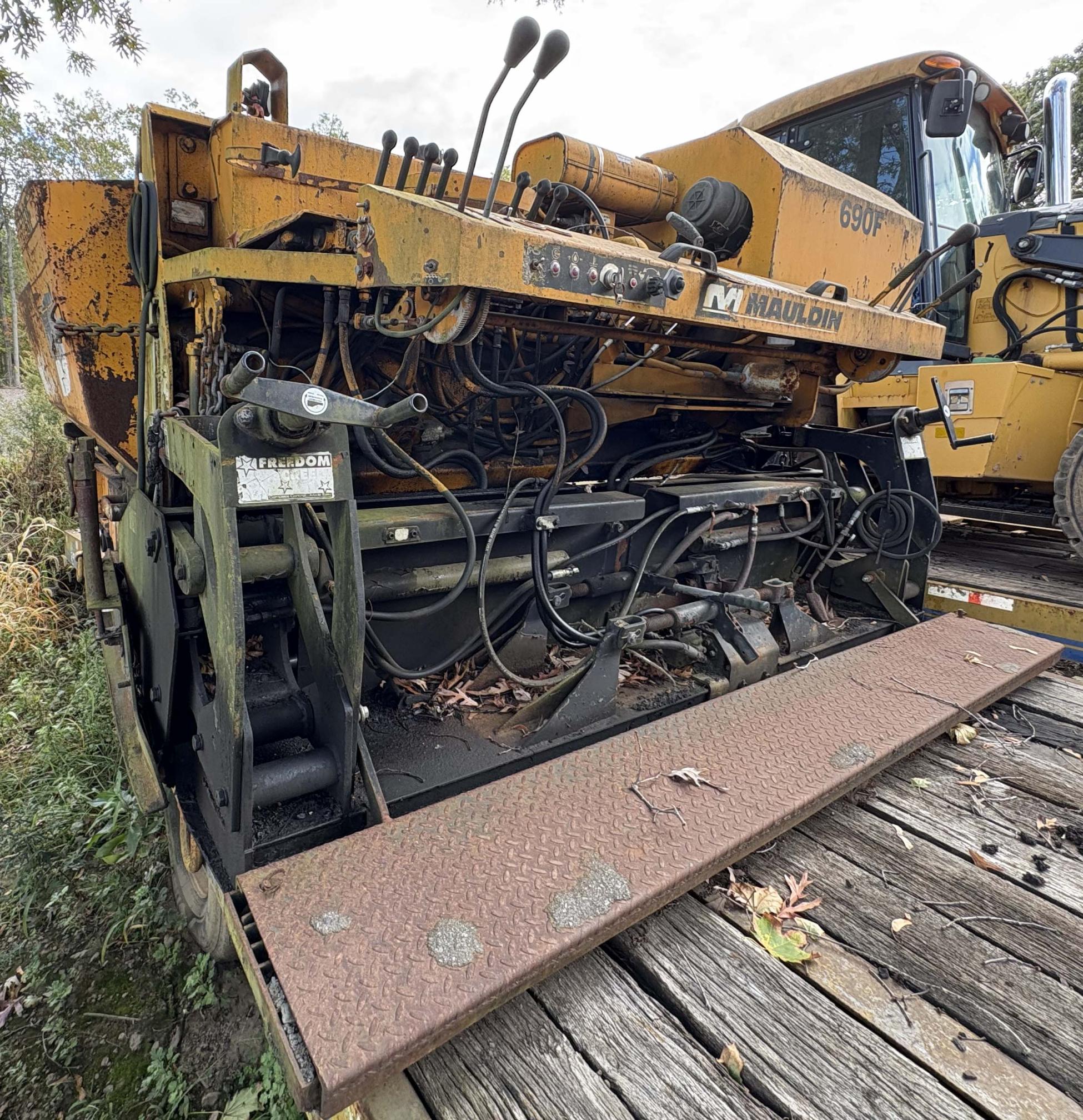 2007 MAULDIN 690F - view 3 of 9