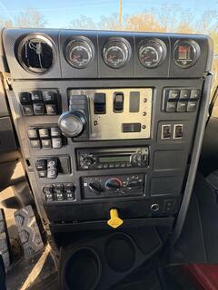 2014 CATERPILLAR CT660S - Image 8