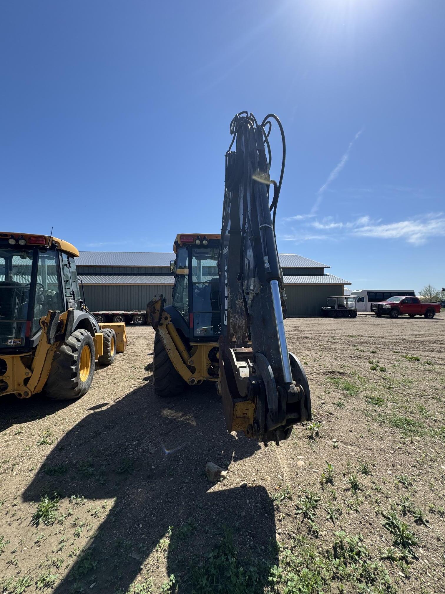 2013 DEERE 410K - view 5 of 45