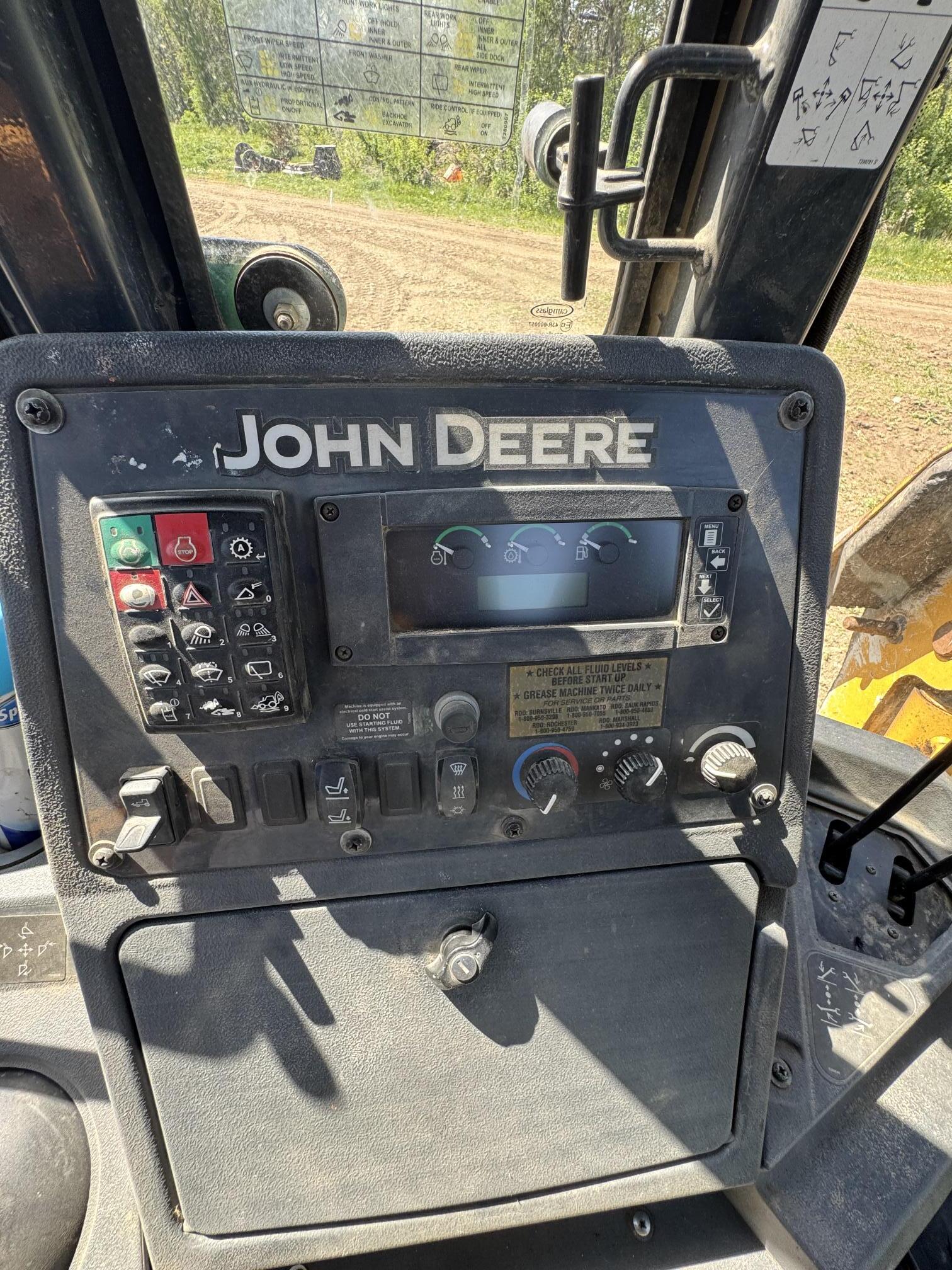 2013 DEERE 410K - Image 16