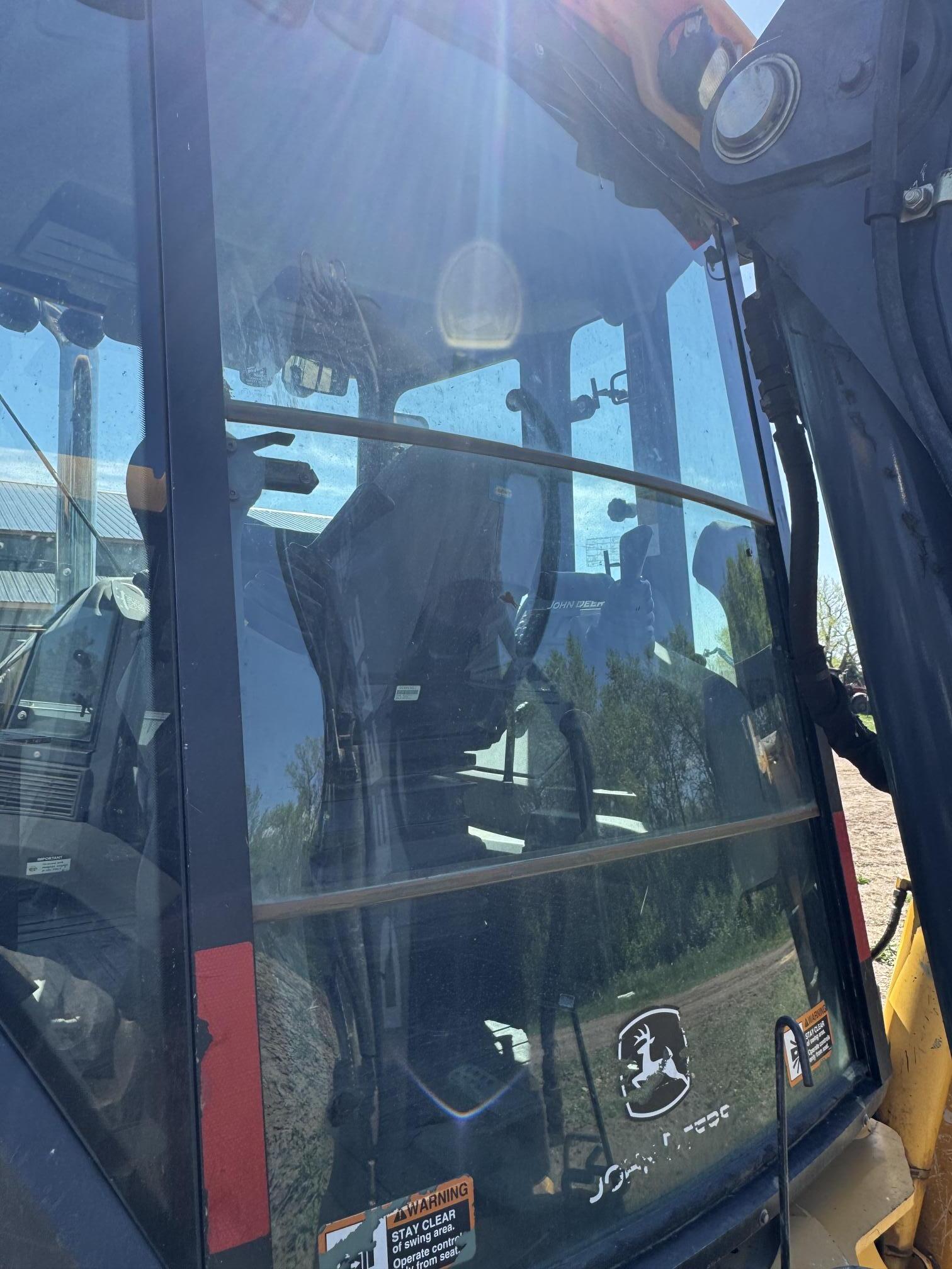 2013 DEERE 410K - Image 23