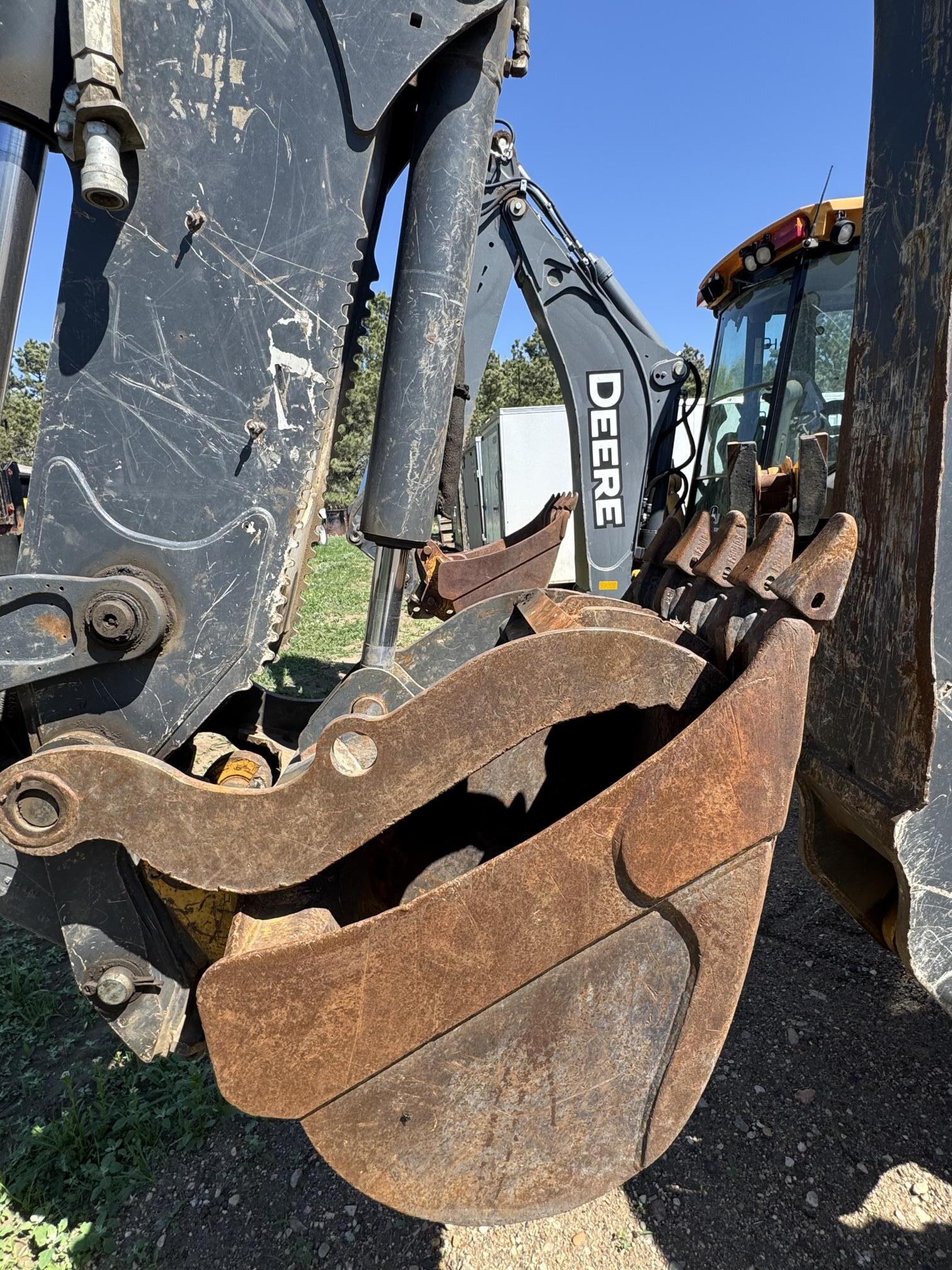 2013 DEERE 410K - Image 26