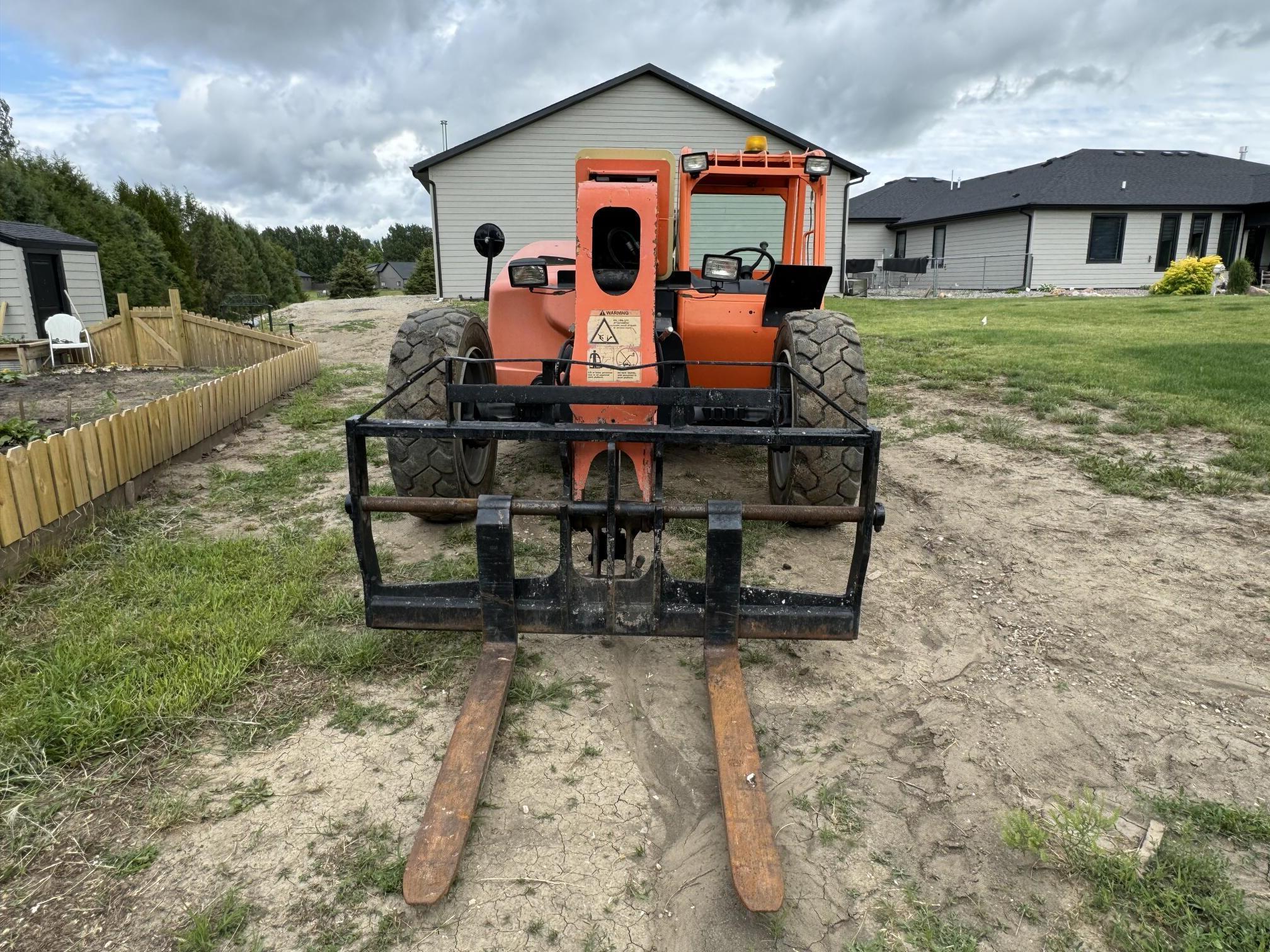 2013 JLG G6-42A - view 6 of 27